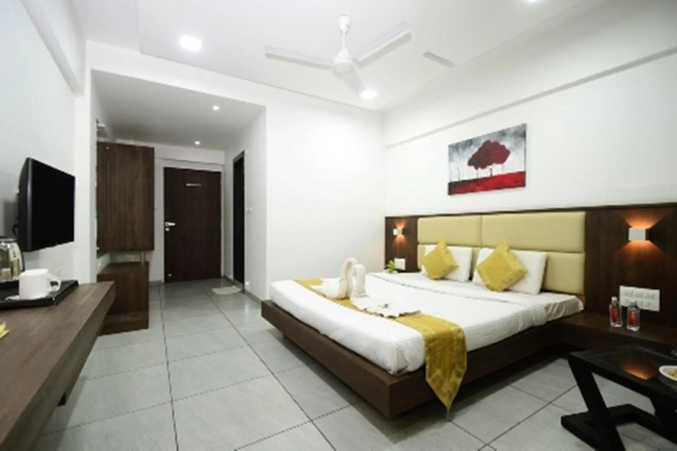 Bed in Shripriya-Nathdwara