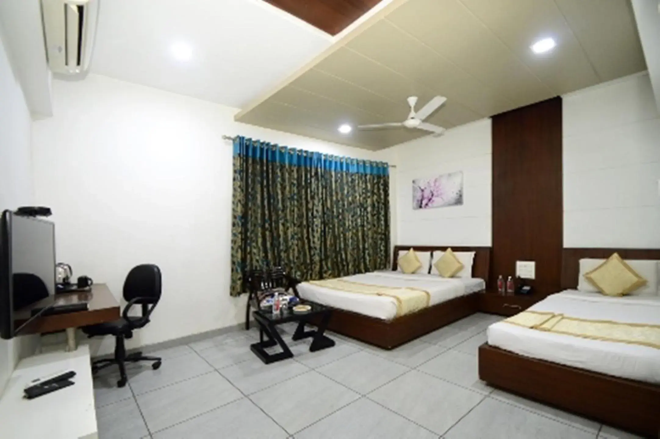 Bed in Shripriya-Nathdwara Bed in Shripriya-Nathdwara