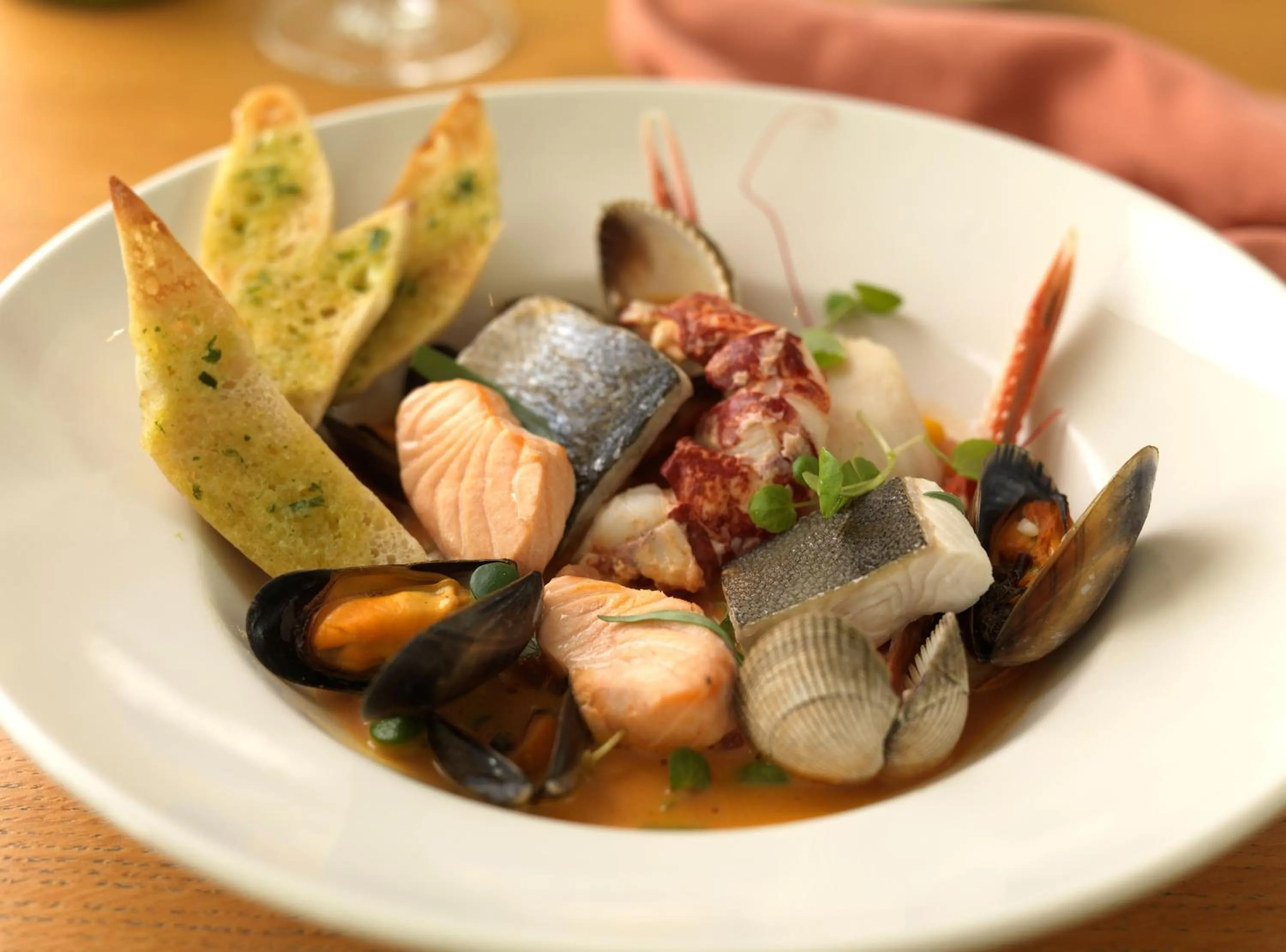 Food in The Isles of Glencoe Hotel