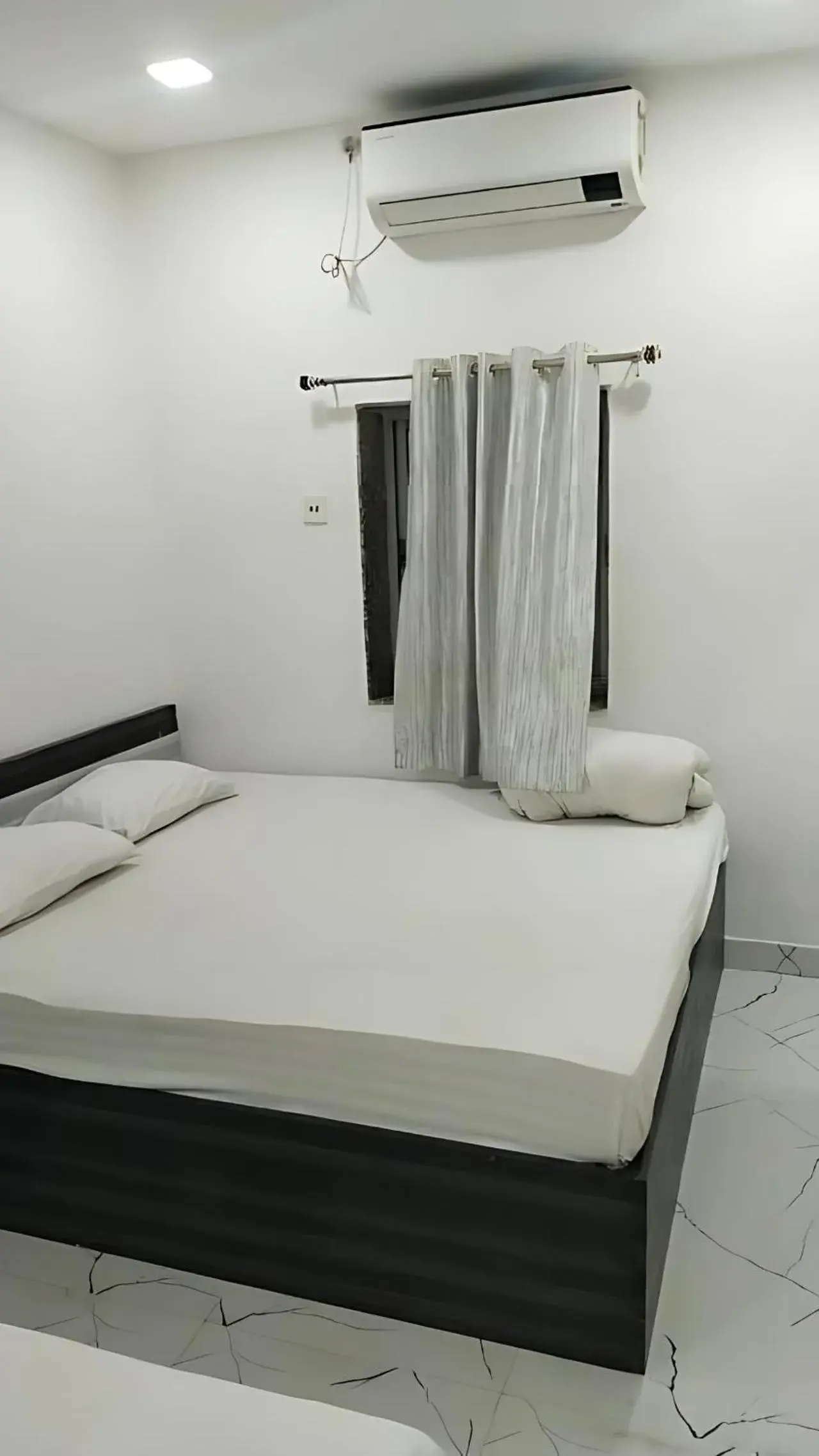 Single Room with Shared Bathroom - single occupancy in Dream Guest House Single Room with Shared Bathroom - single occupancy in Dream Guest House