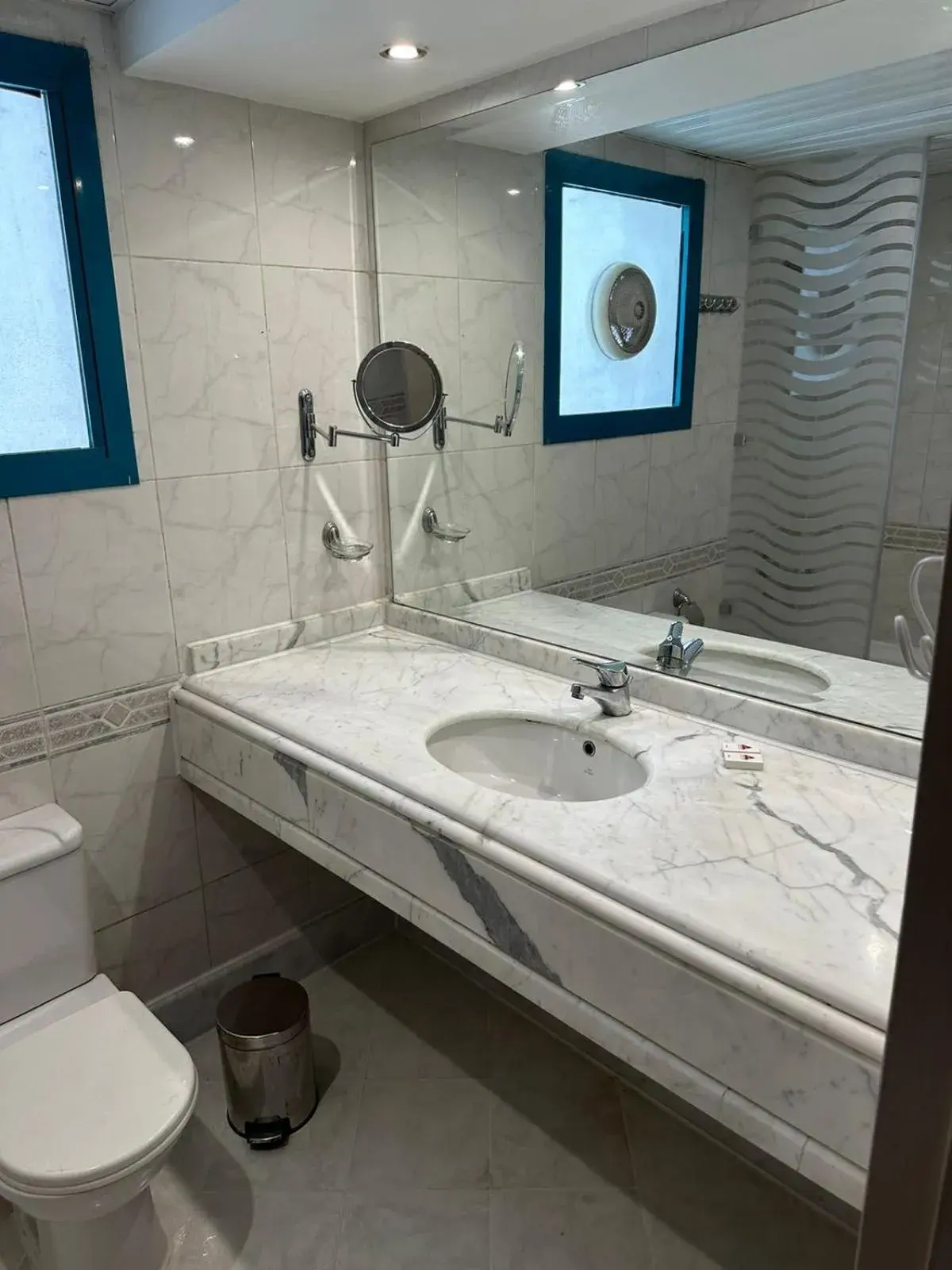 Bathroom in Gawharet Al Ahram Hotel