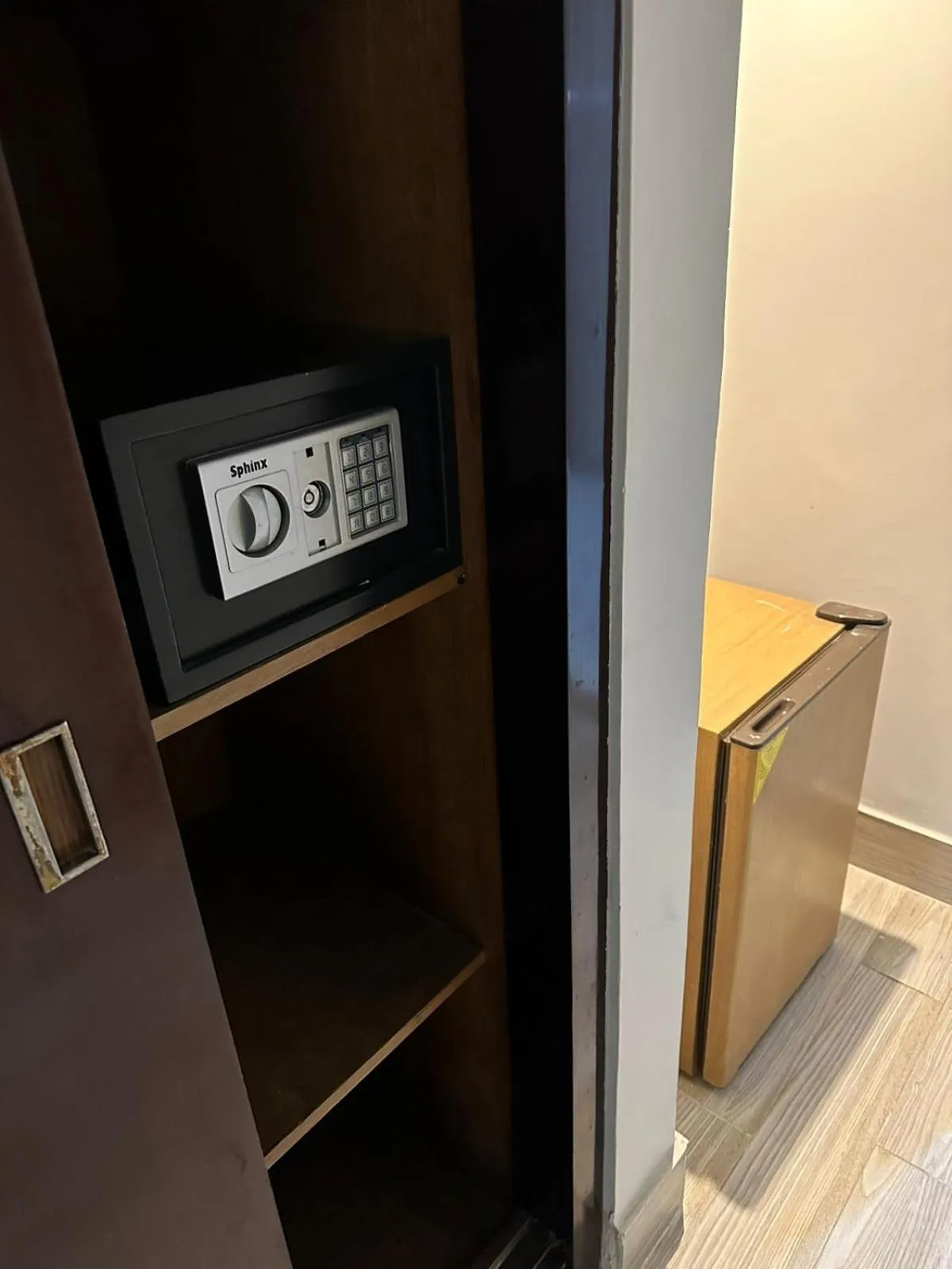 safe in Gawharet Al Ahram Hotel