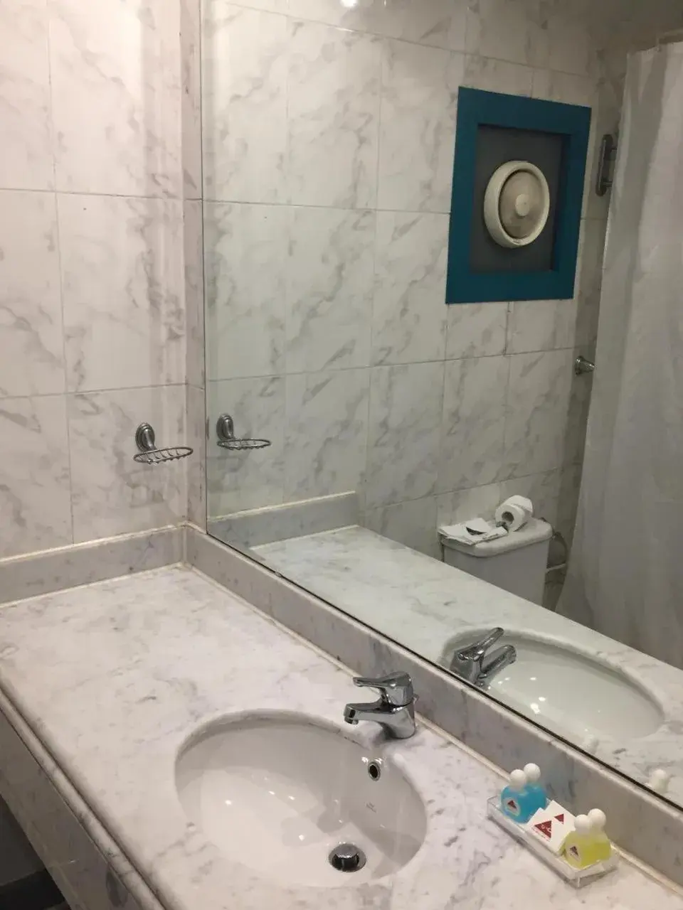 Bathroom in Gawharet Al Ahram Hotel