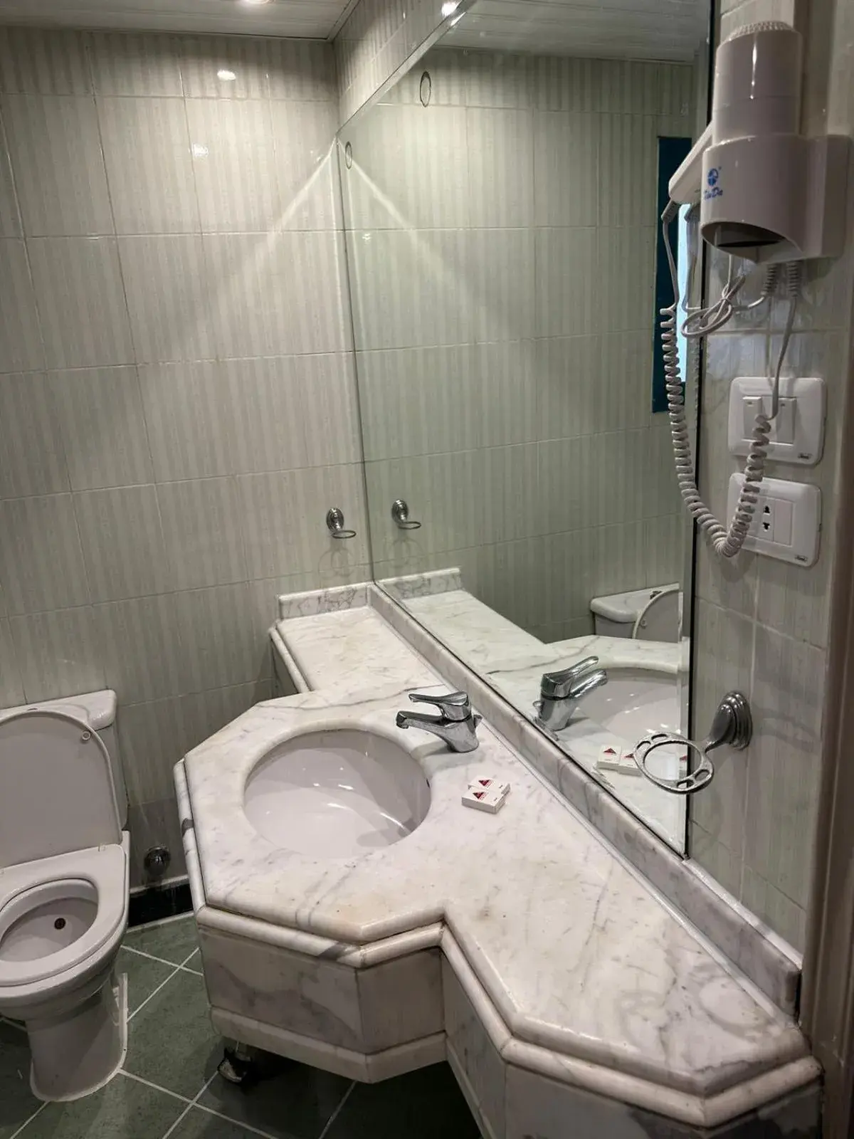 Toilet, Bathroom in Gawharet Al Ahram Hotel