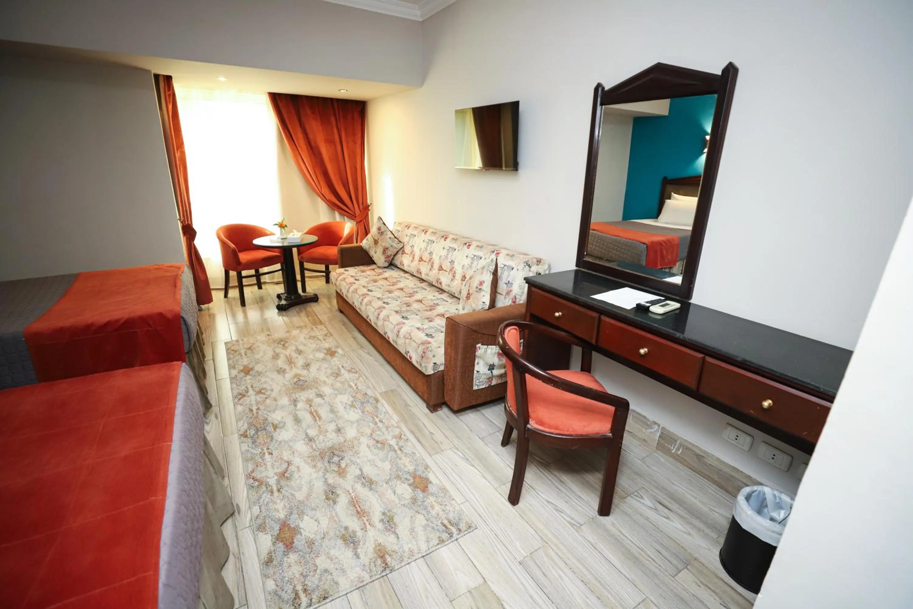 TV and multimedia, Bed in Gawharet Al Ahram Hotel