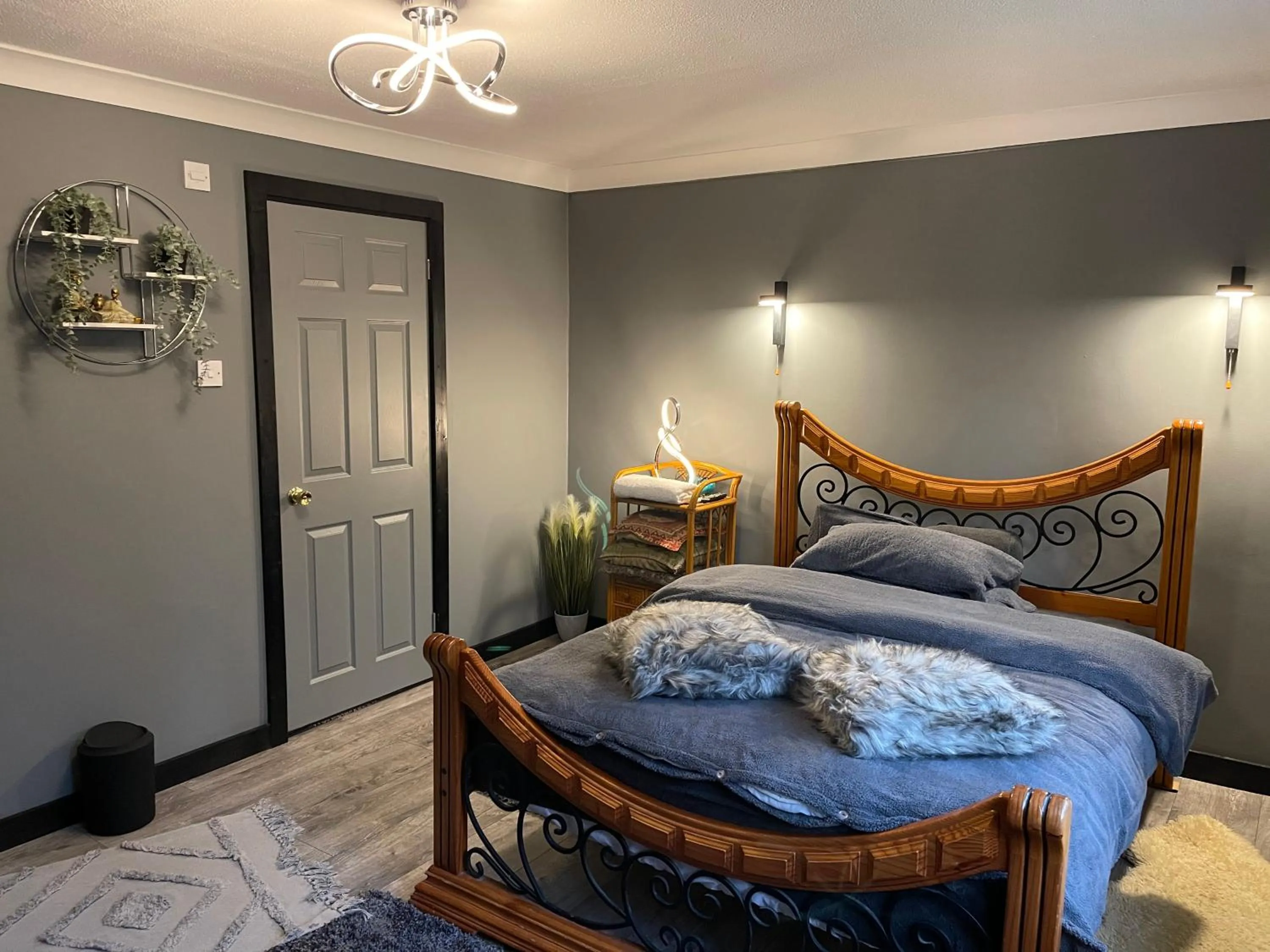 Bathroom in Da Vinci Guest House & Guest Parking, A Real Gem