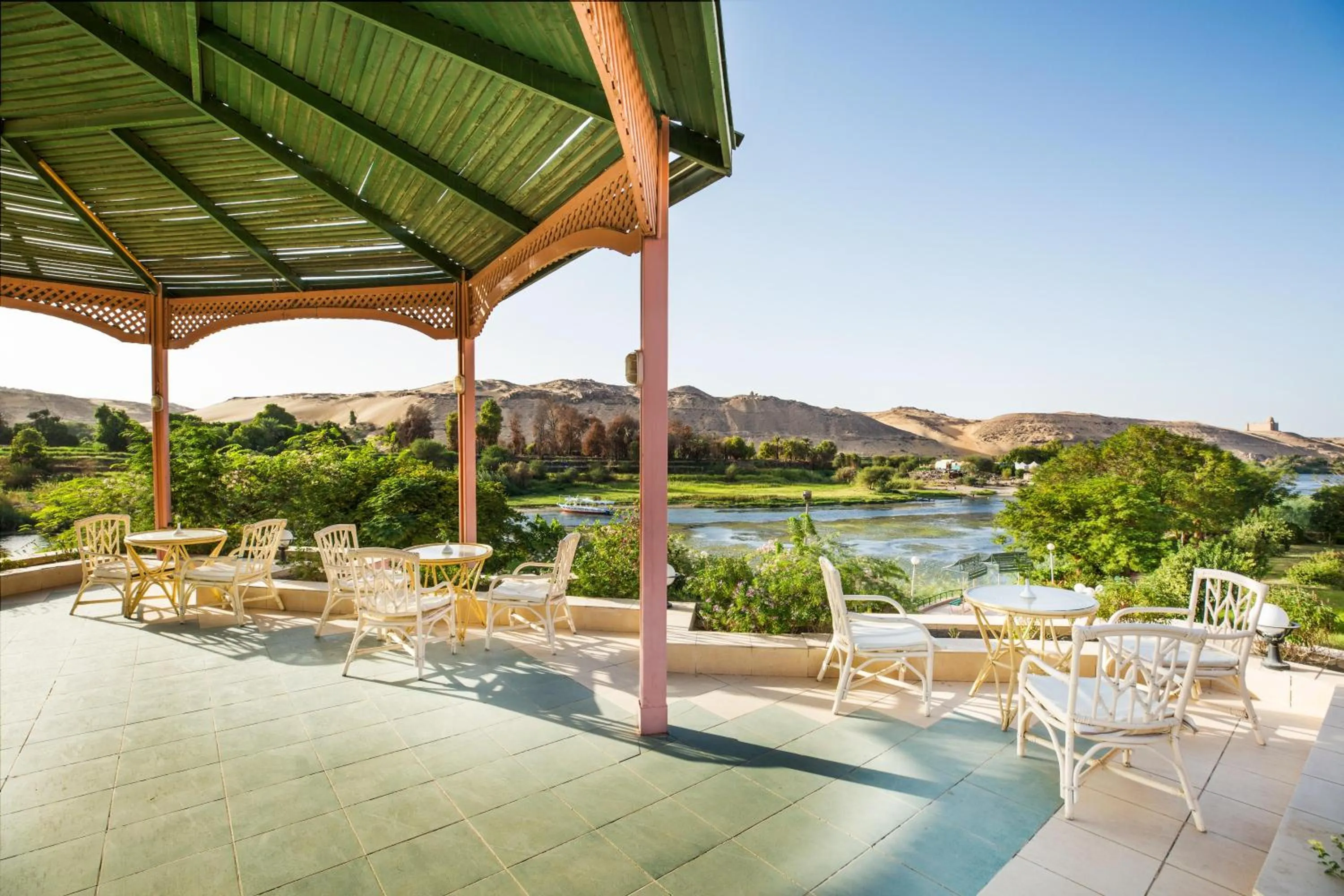 Restaurant/places to eat in Pyramisa Island Hotel Aswan