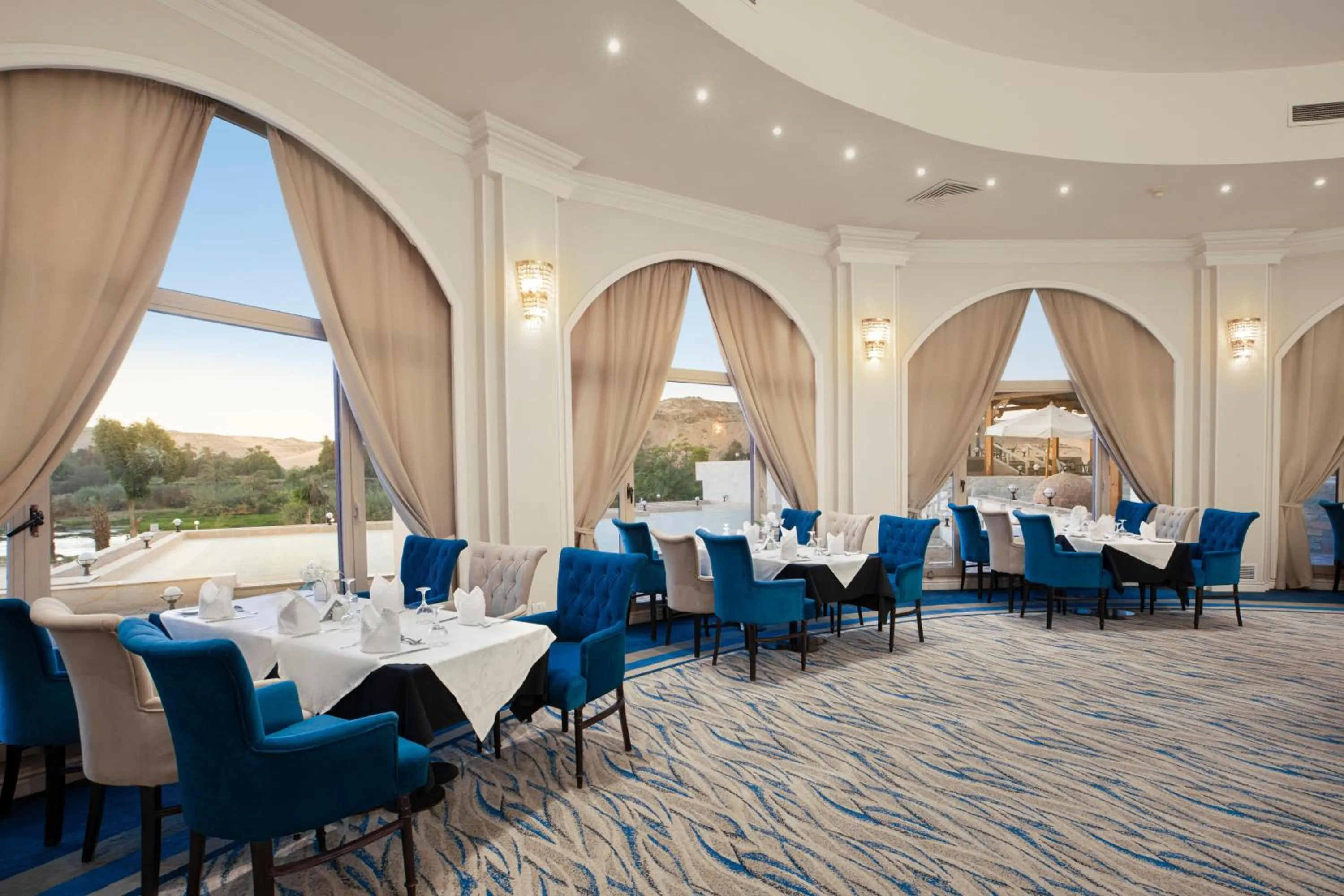 Restaurant/places to eat in Pyramisa Island Hotel Aswan