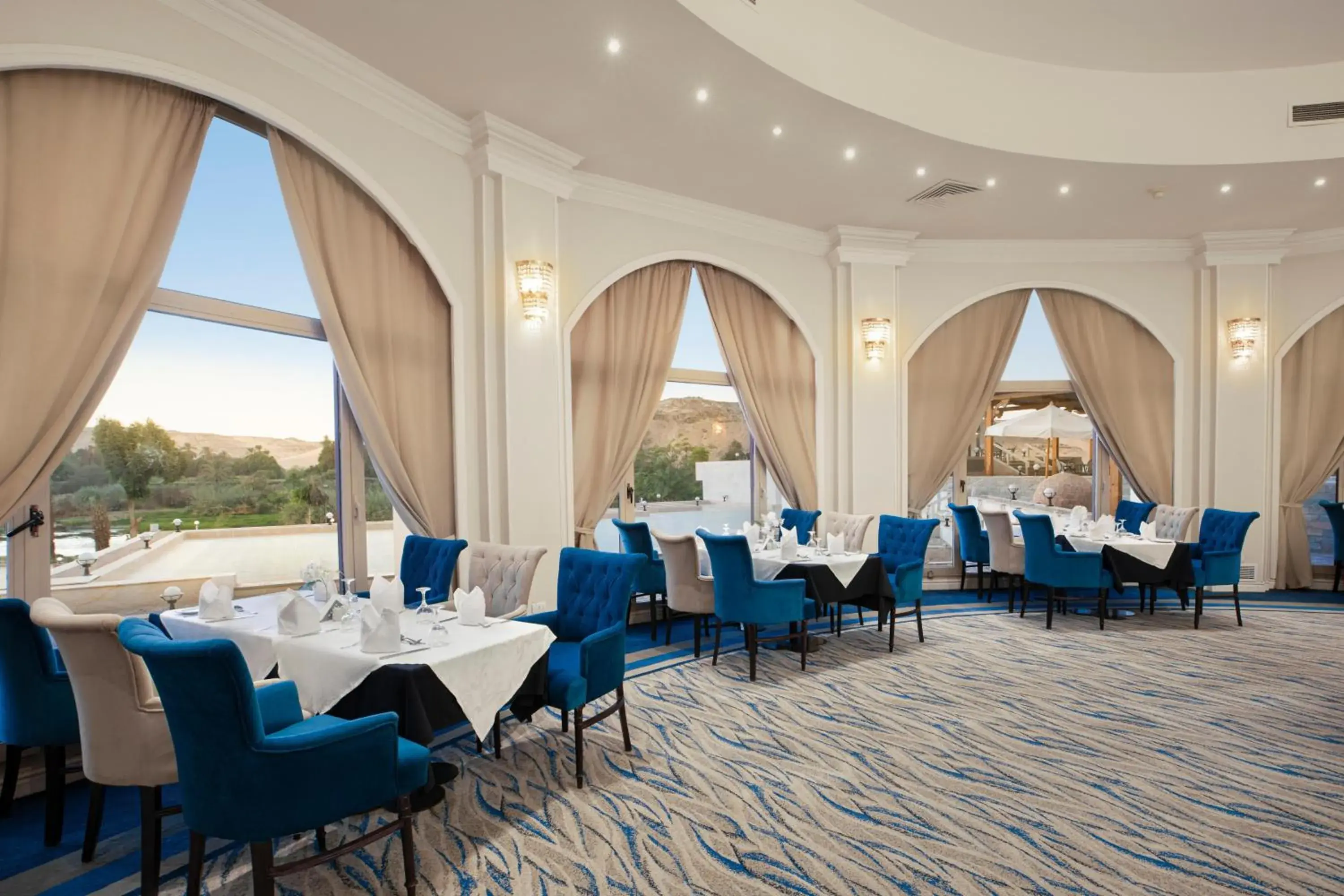 Restaurant/places to eat in Pyramisa Island Hotel Aswan Restaurant/places to eat in Pyramisa Island Hotel Aswan