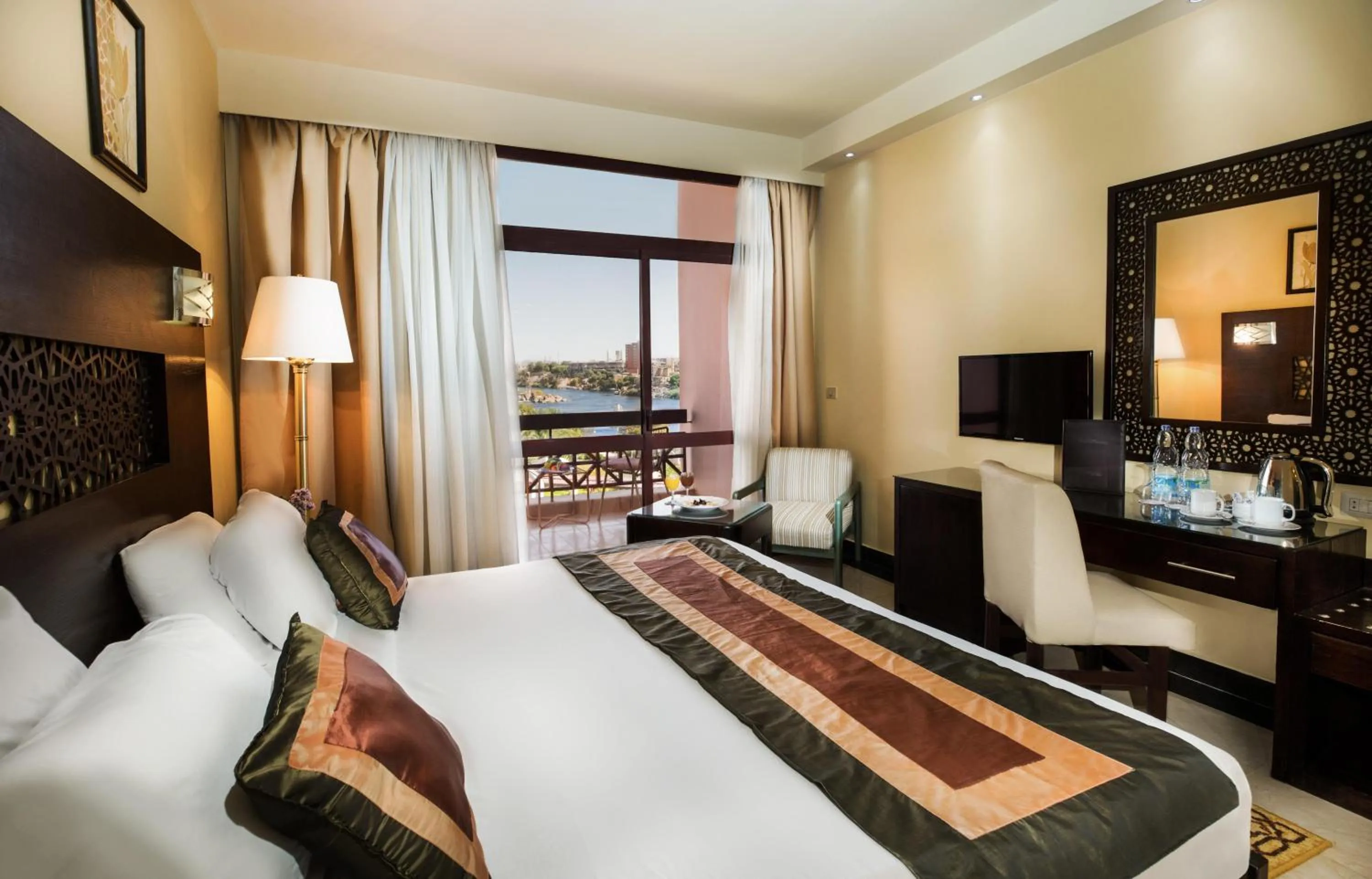 Photo of the whole room, Bed in Pyramisa Island Hotel Aswan