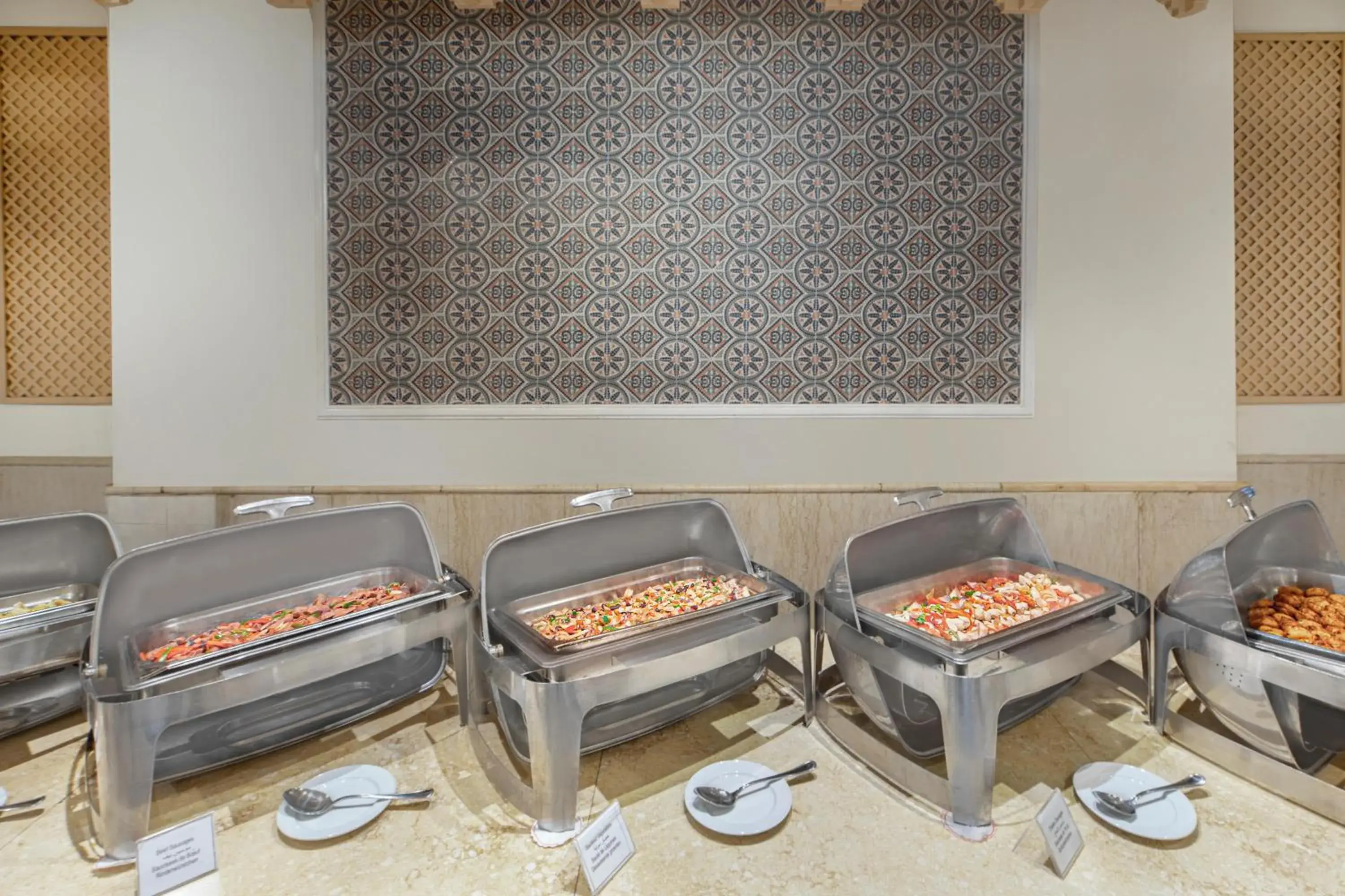 Restaurant/places to eat in Pyramisa Island Hotel Aswan Restaurant/places to eat in Pyramisa Island Hotel Aswan