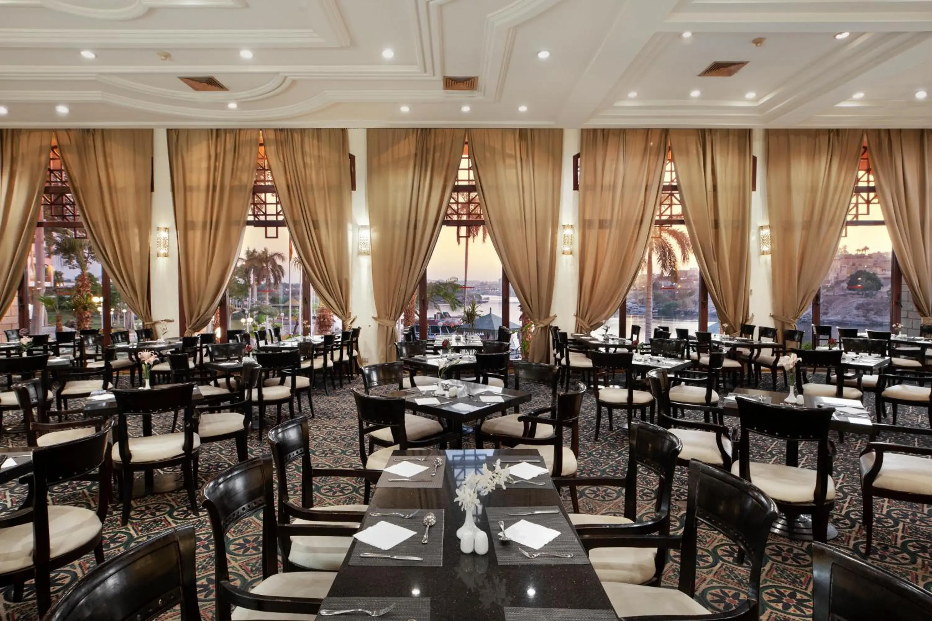 Restaurant/places to eat in Pyramisa Island Hotel Aswan Restaurant/places to eat in Pyramisa Island Hotel Aswan