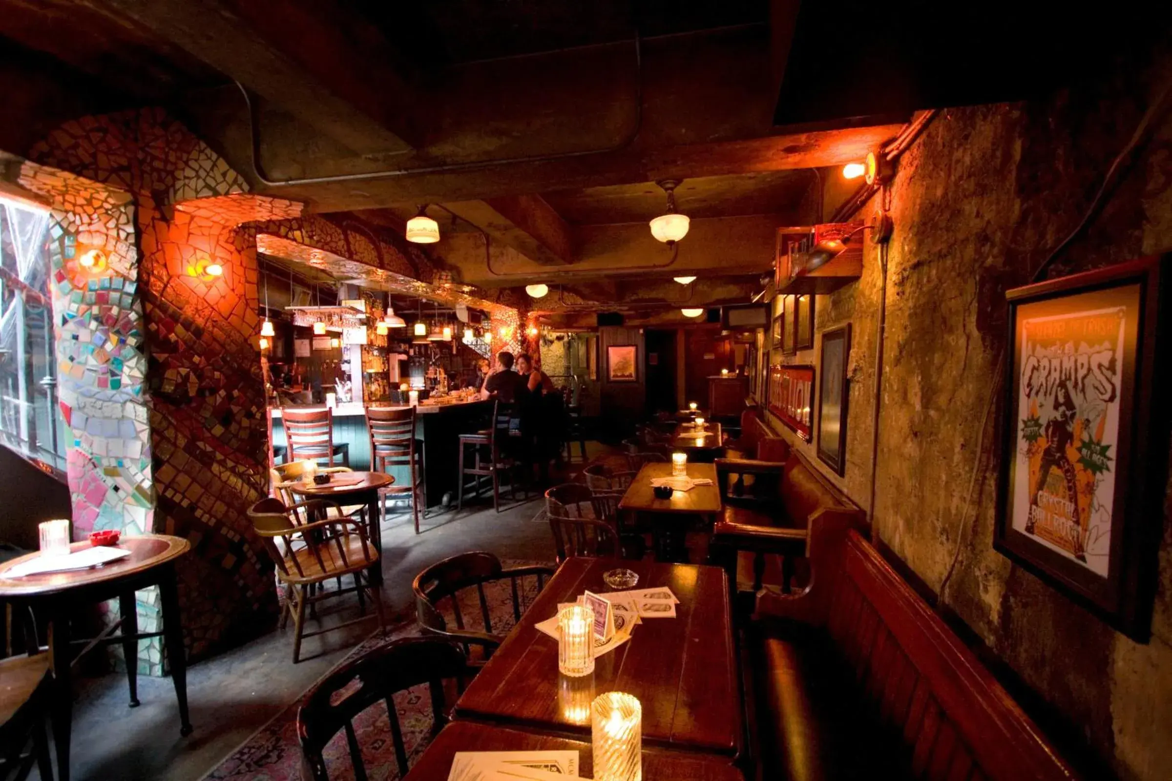 Lounge or bar in McMenamins Crystal Hotel Lounge or bar in McMenamins Crystal Hotel