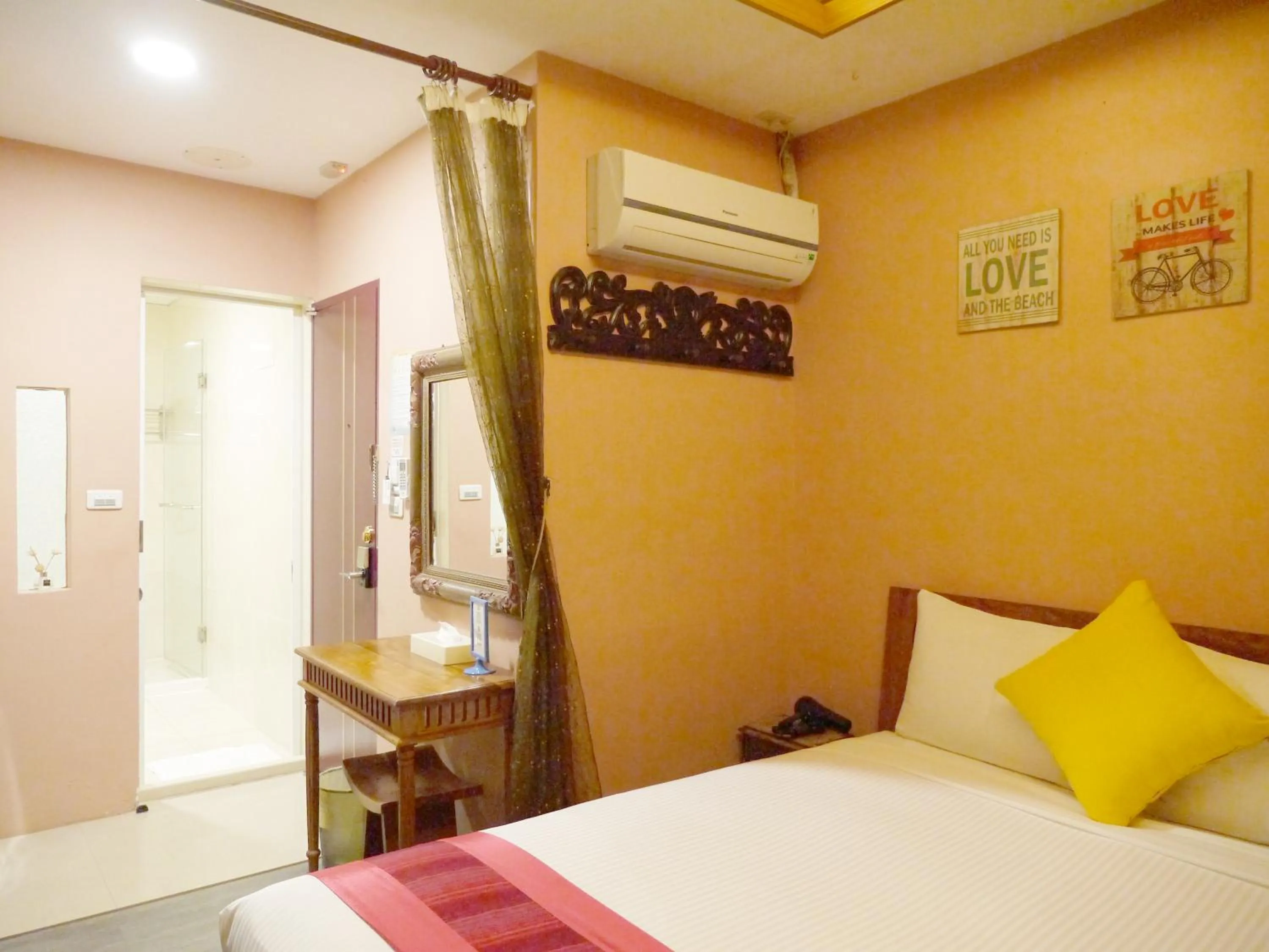 Bed in Kenting Sin Sin Hotel