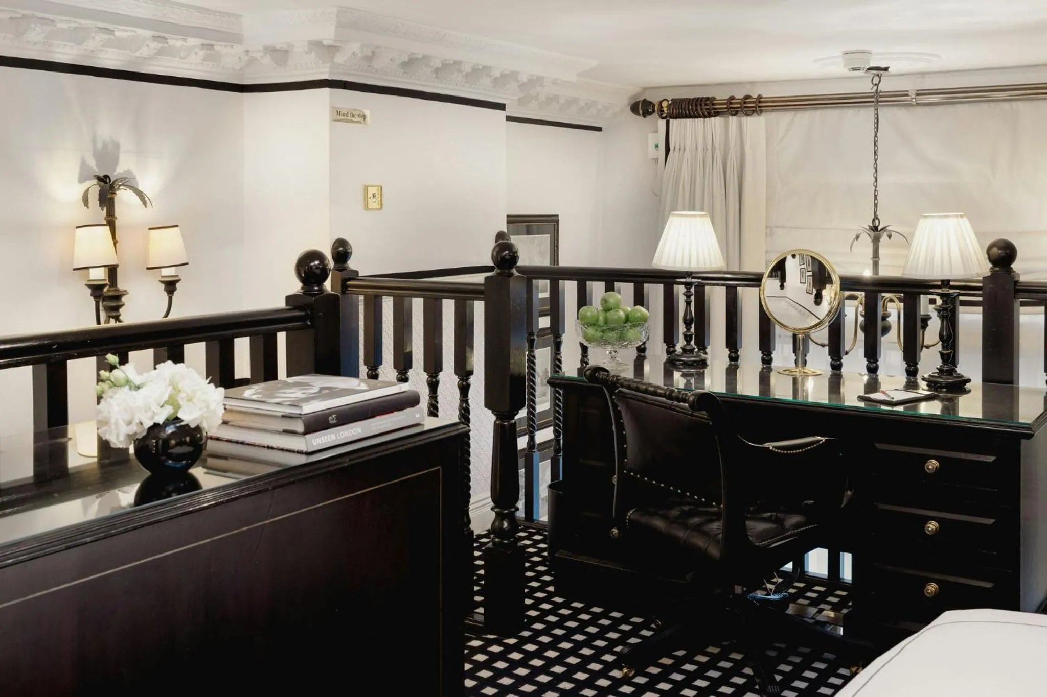 Facade/entrance in 41