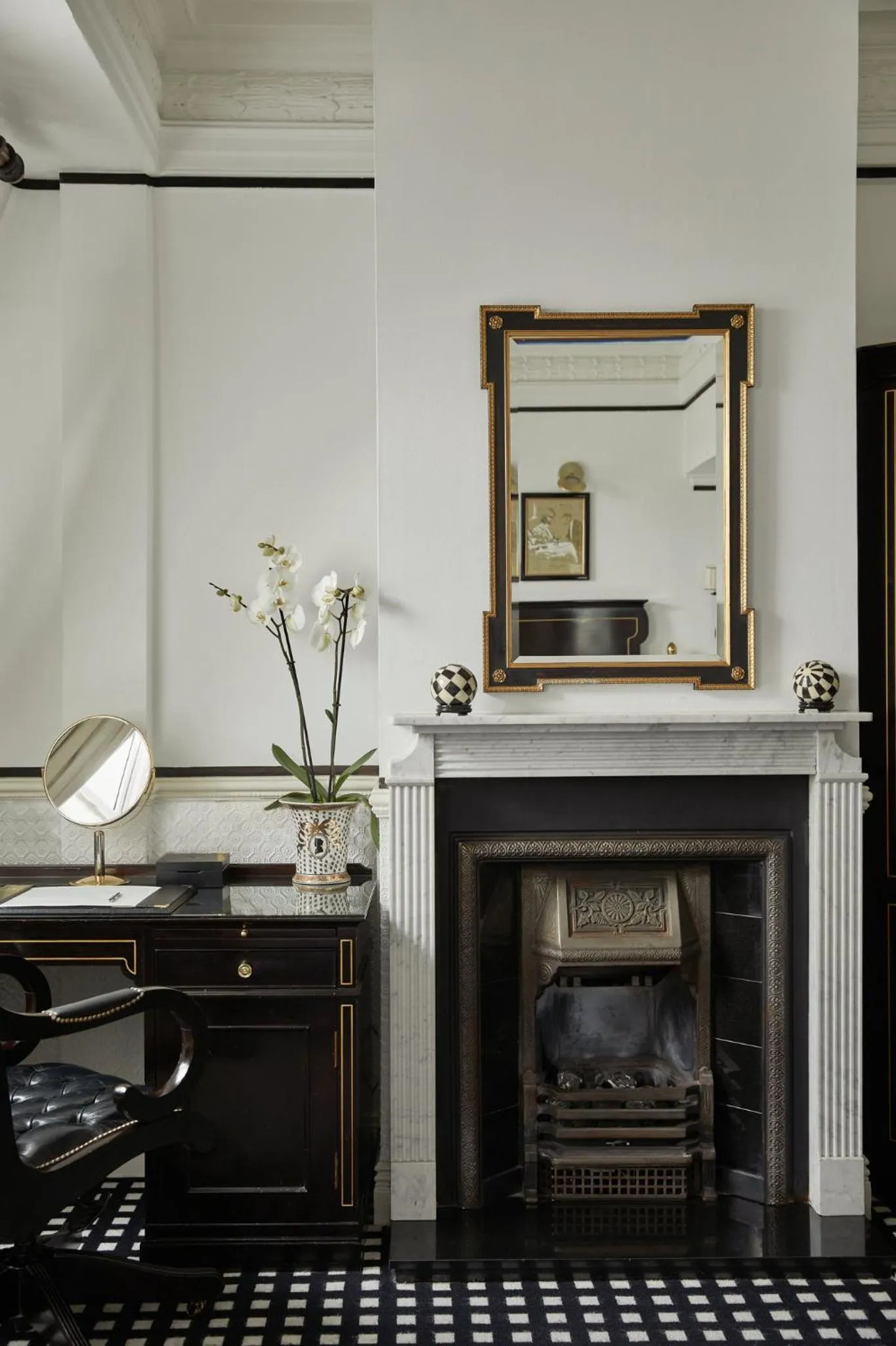 Photo of the whole room in 41