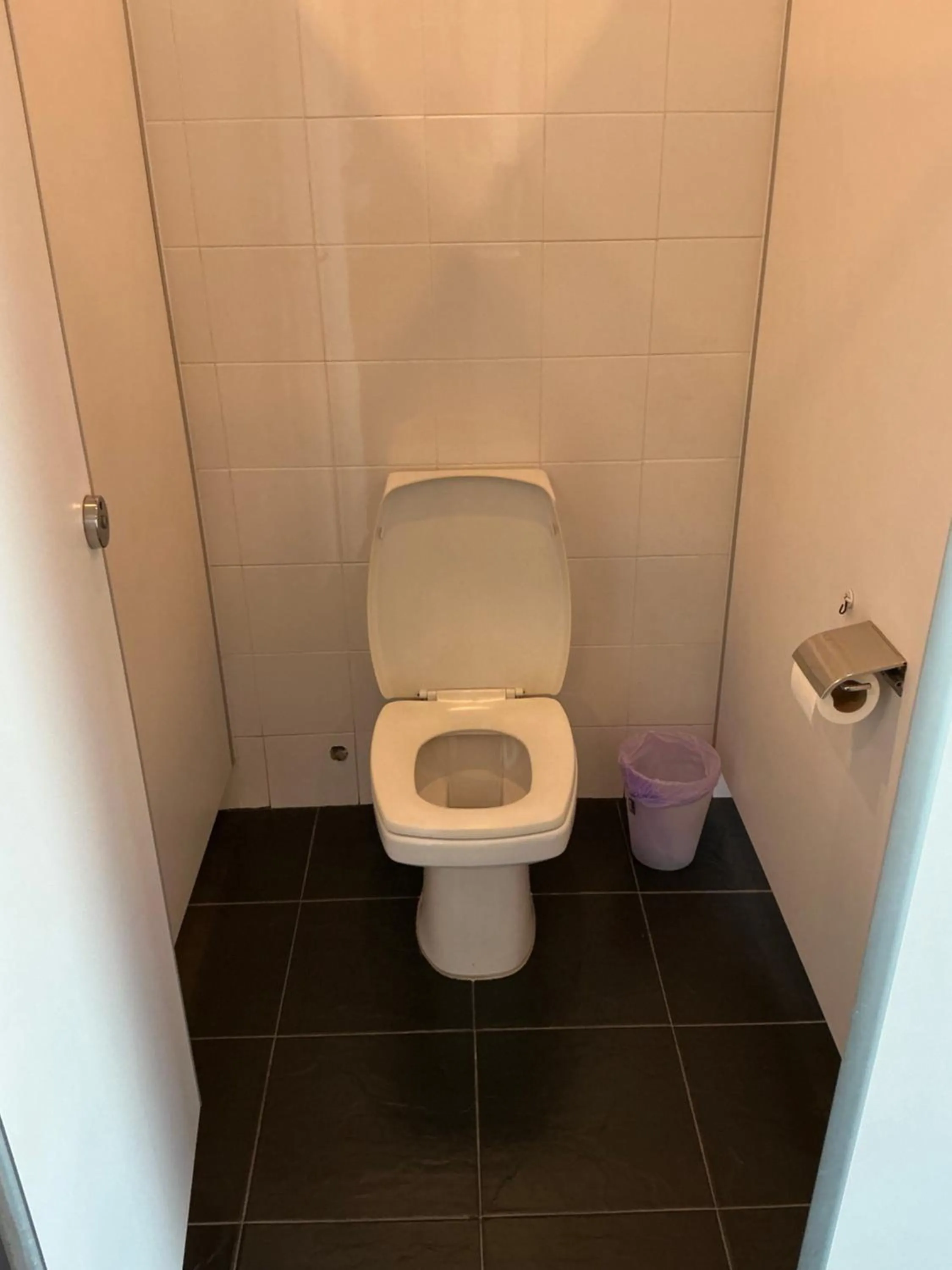 Bathroom in Udee Bangkok Hostel