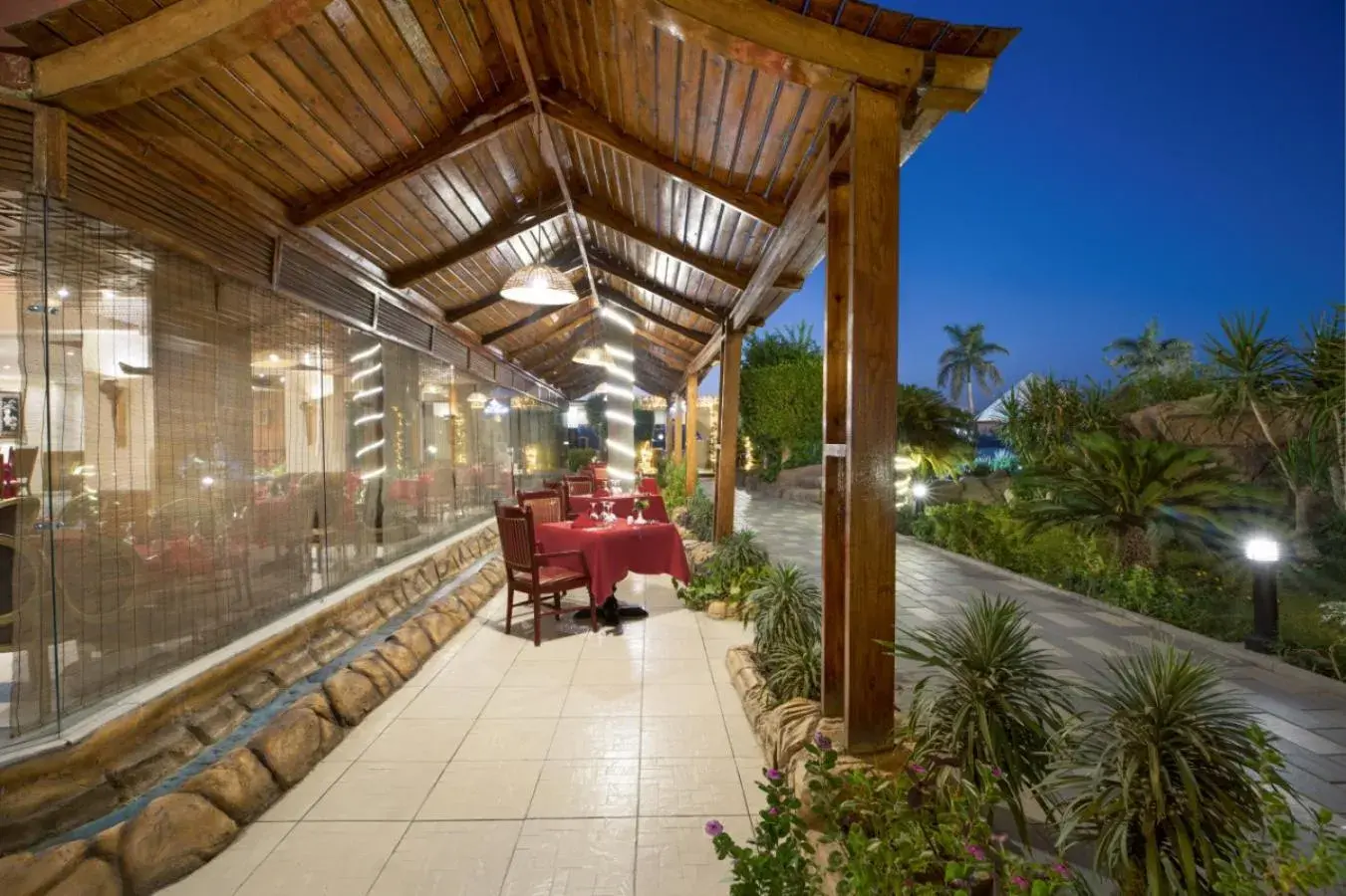 Restaurant/places to eat in Pyramisa Hotel Luxor Restaurant/places to eat in Pyramisa Hotel Luxor