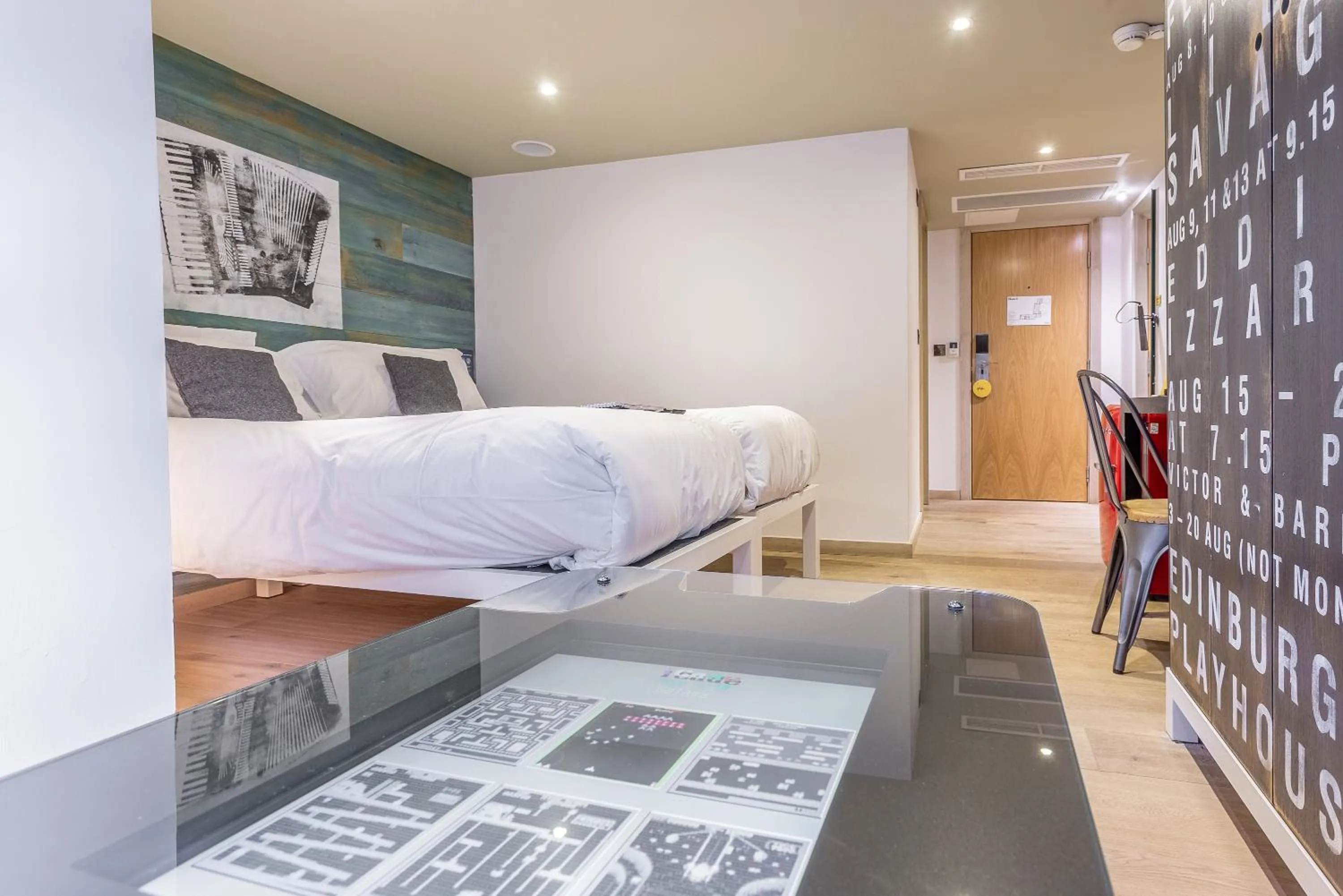 Bedroom, Bed in Stay Central Hotel