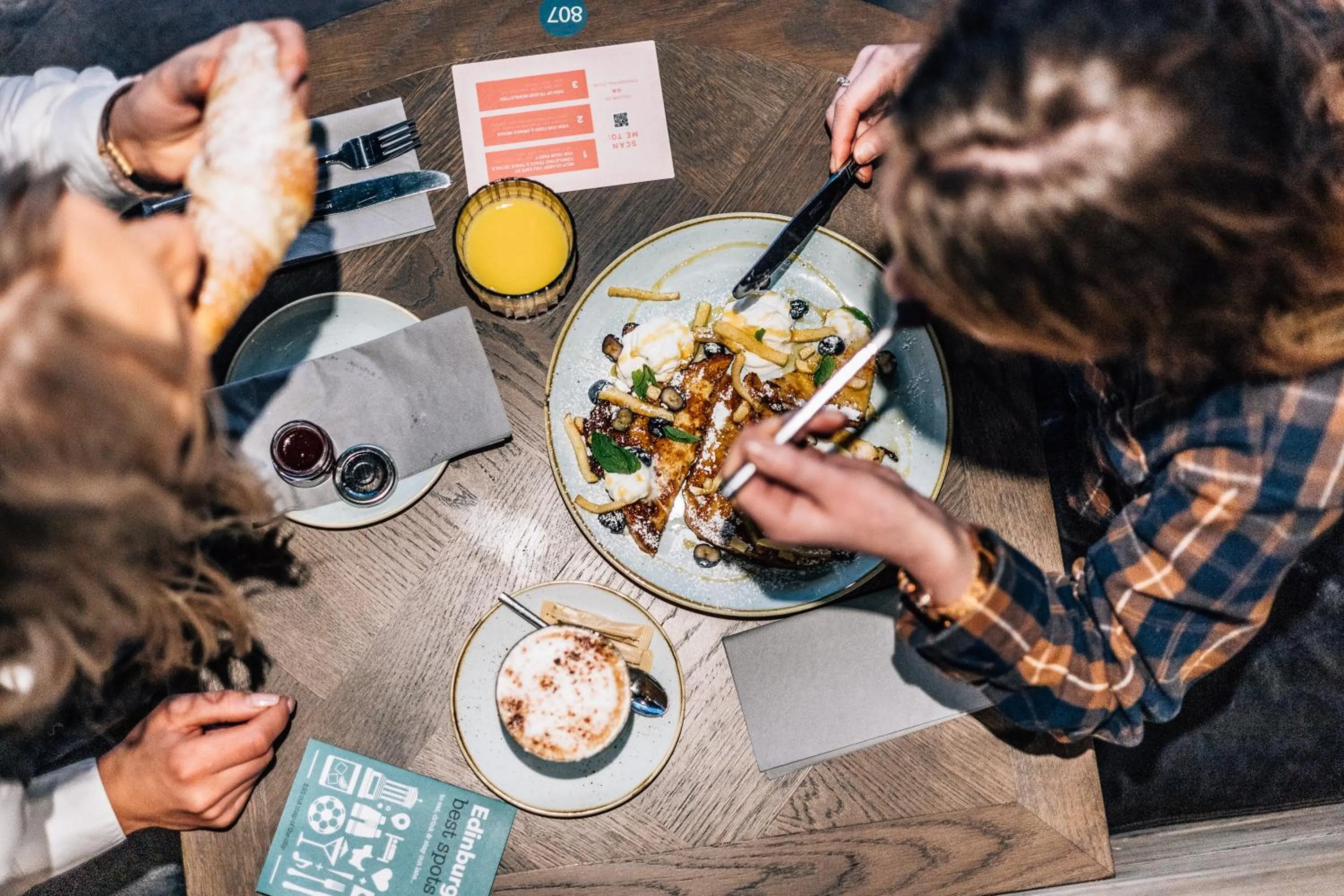 Food and drinks in Stay Central Hotel