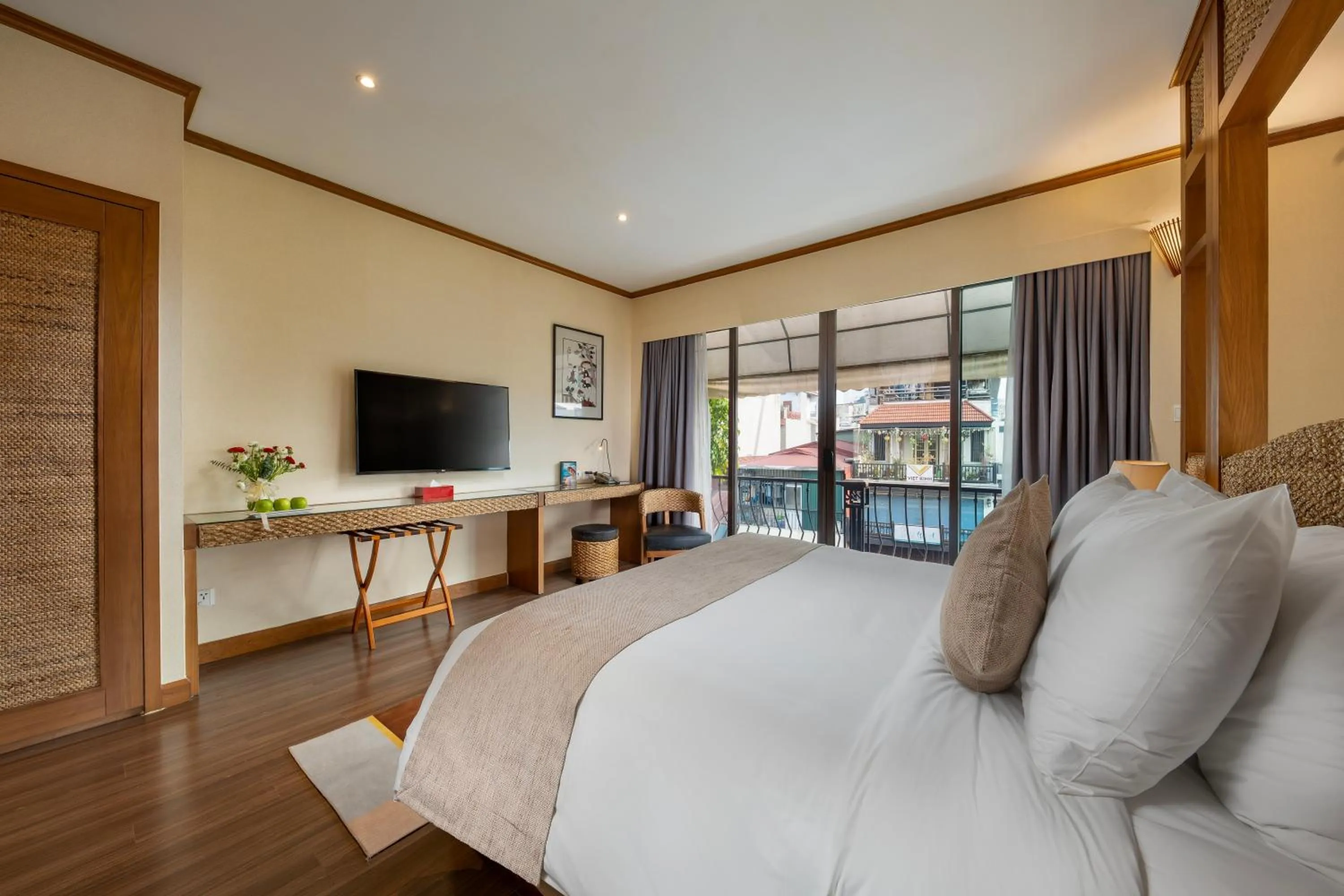 View (from property/room), Bed in MK Premier Boutique Hotel