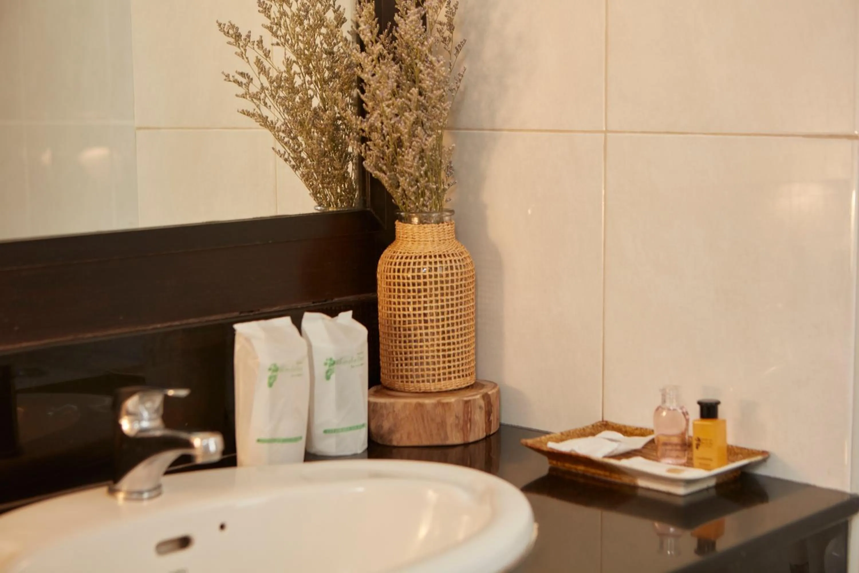 Rhienchai Place Hotel