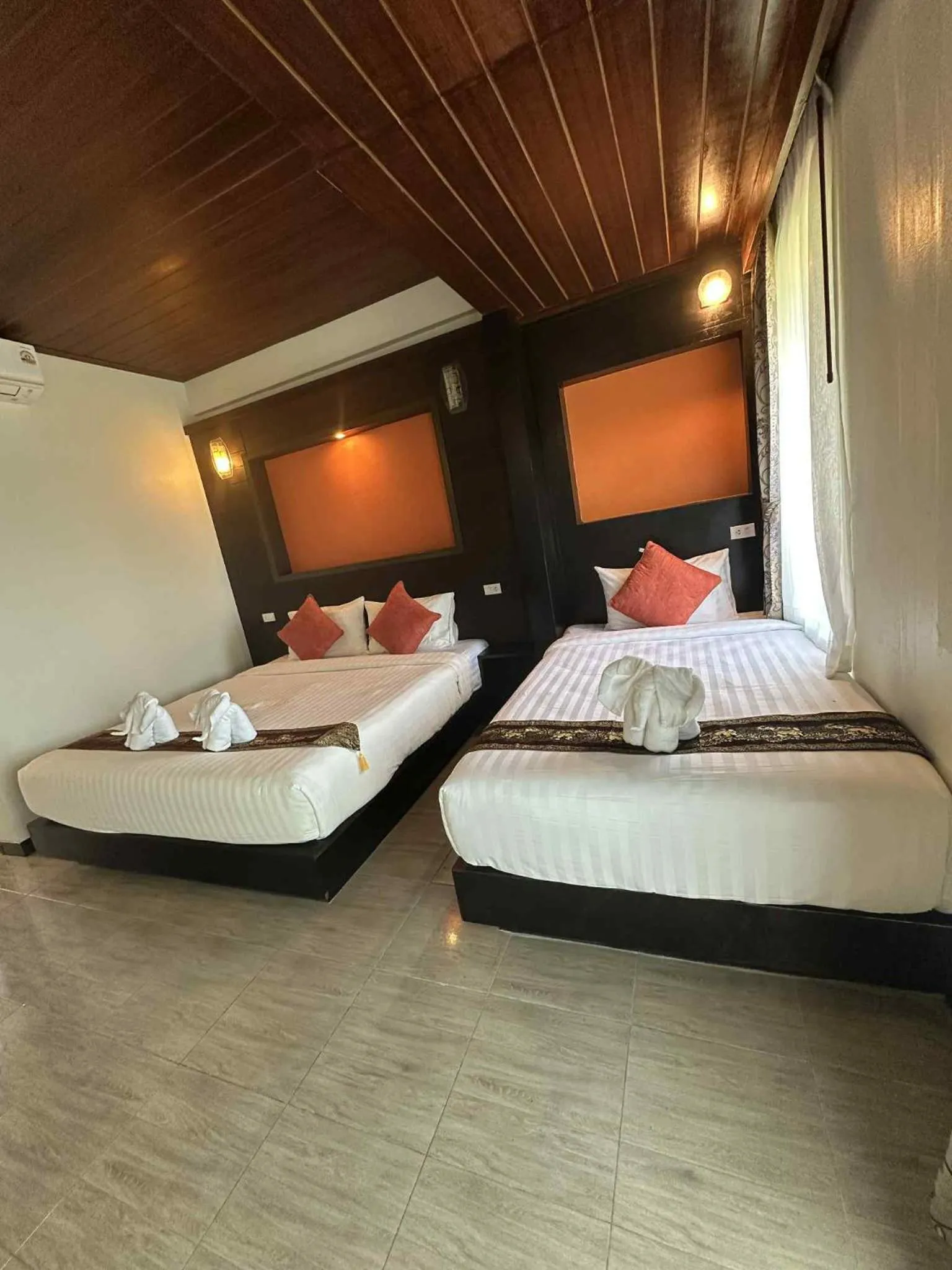 Bed in The Sea @ Lanta Hotel