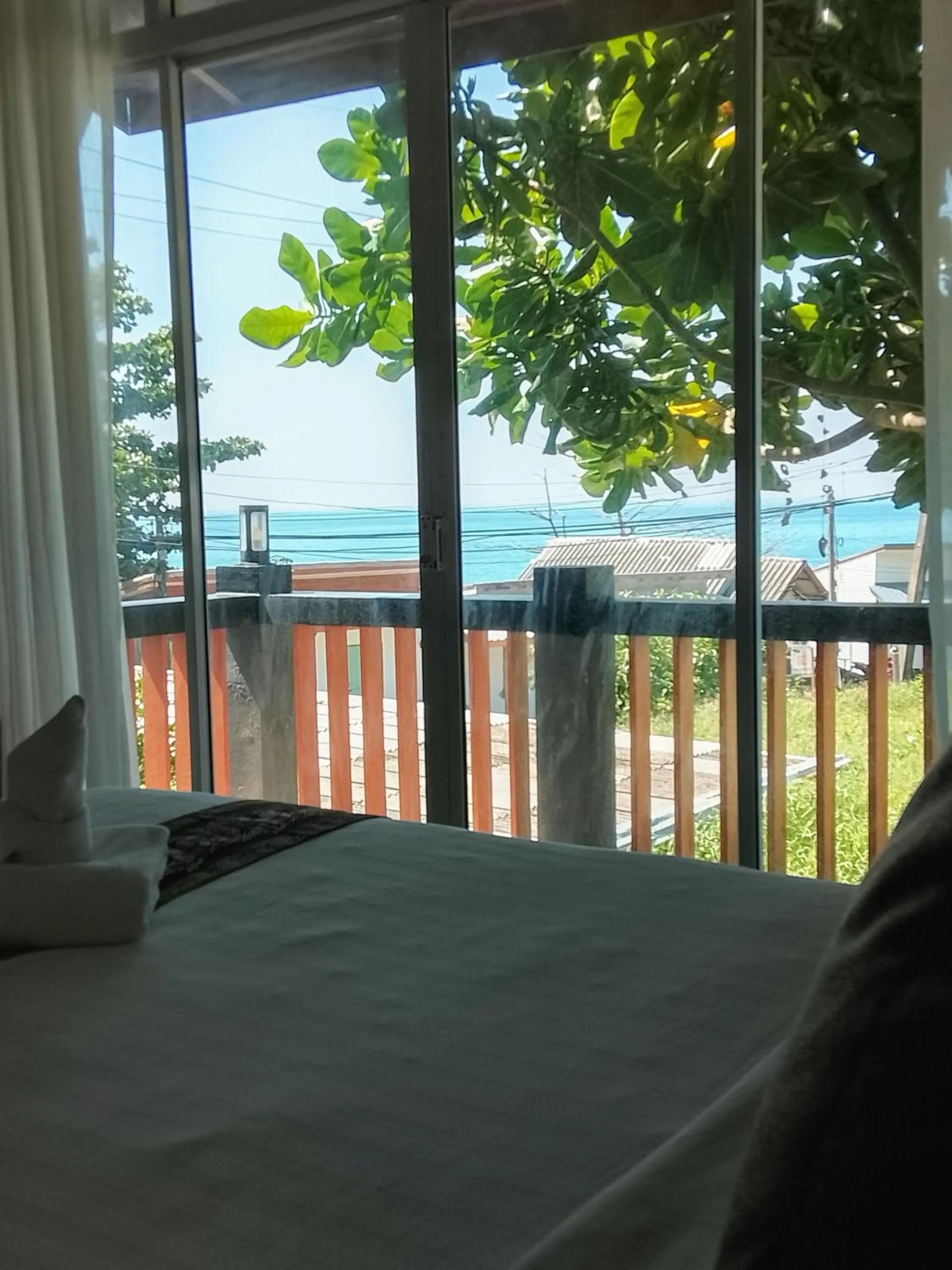 Bed in The Sea @ Lanta Hotel