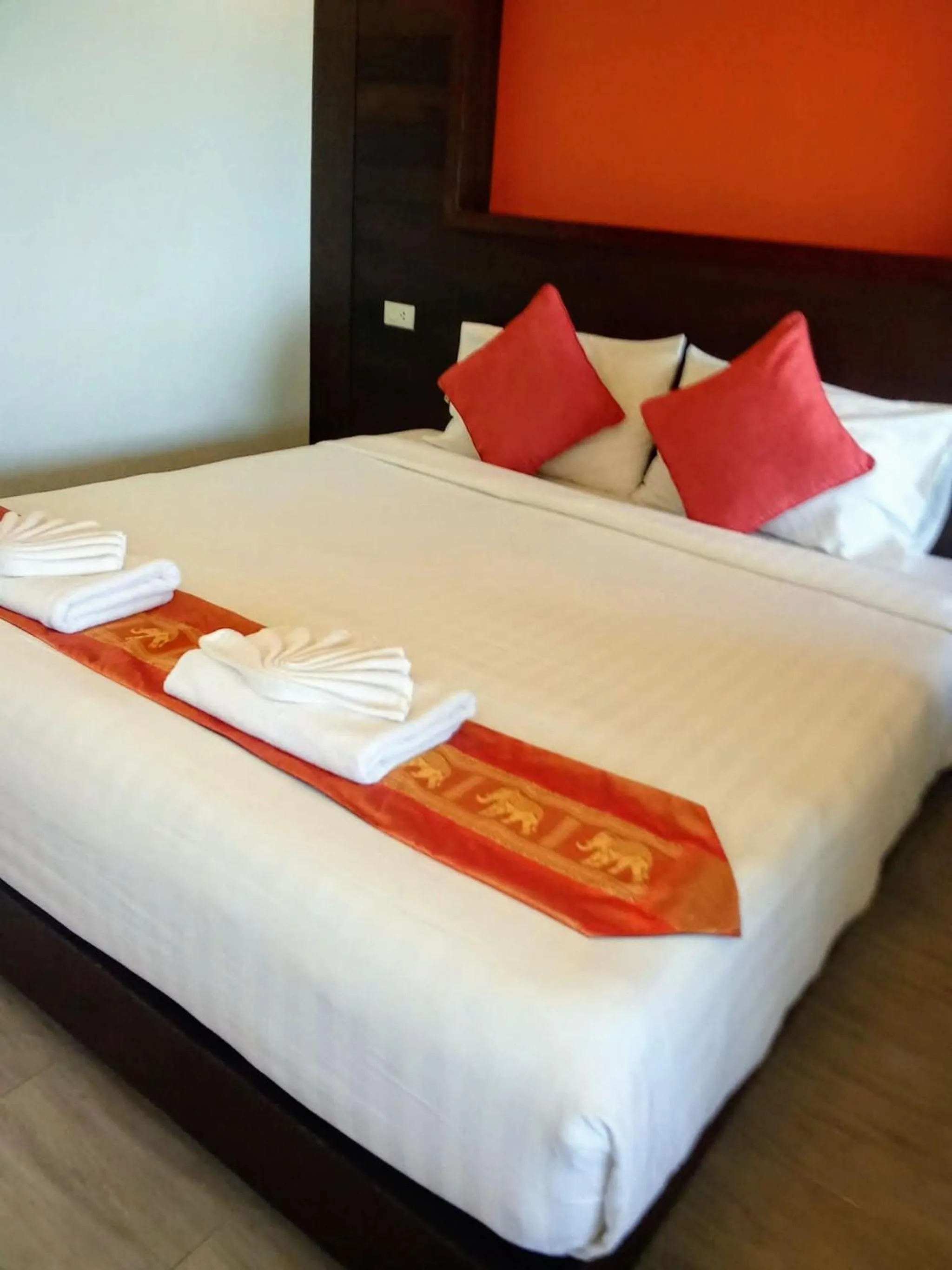 Bed in The Sea @ Lanta Hotel