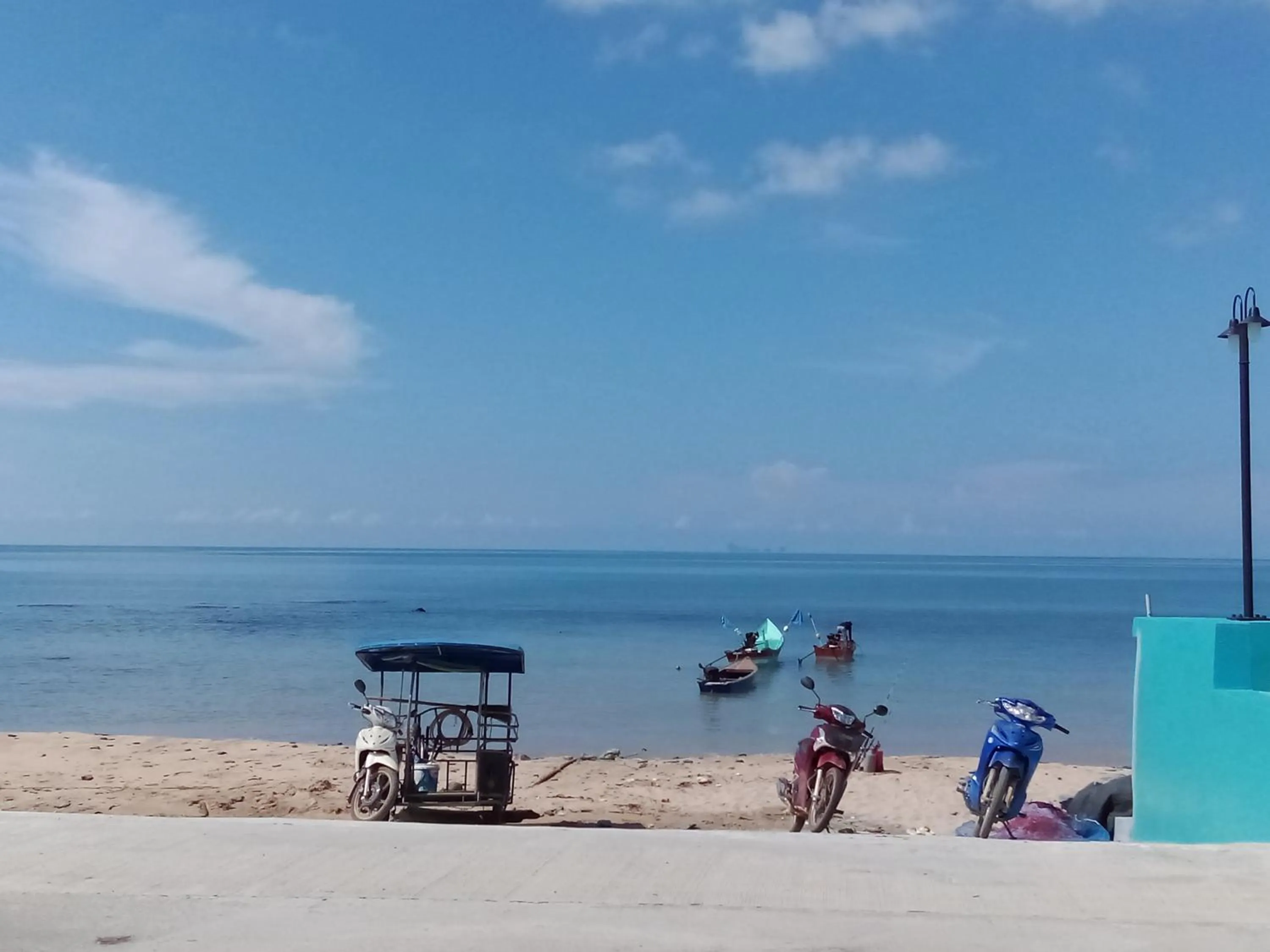Neighbourhood in The Sea @ Lanta Hotel