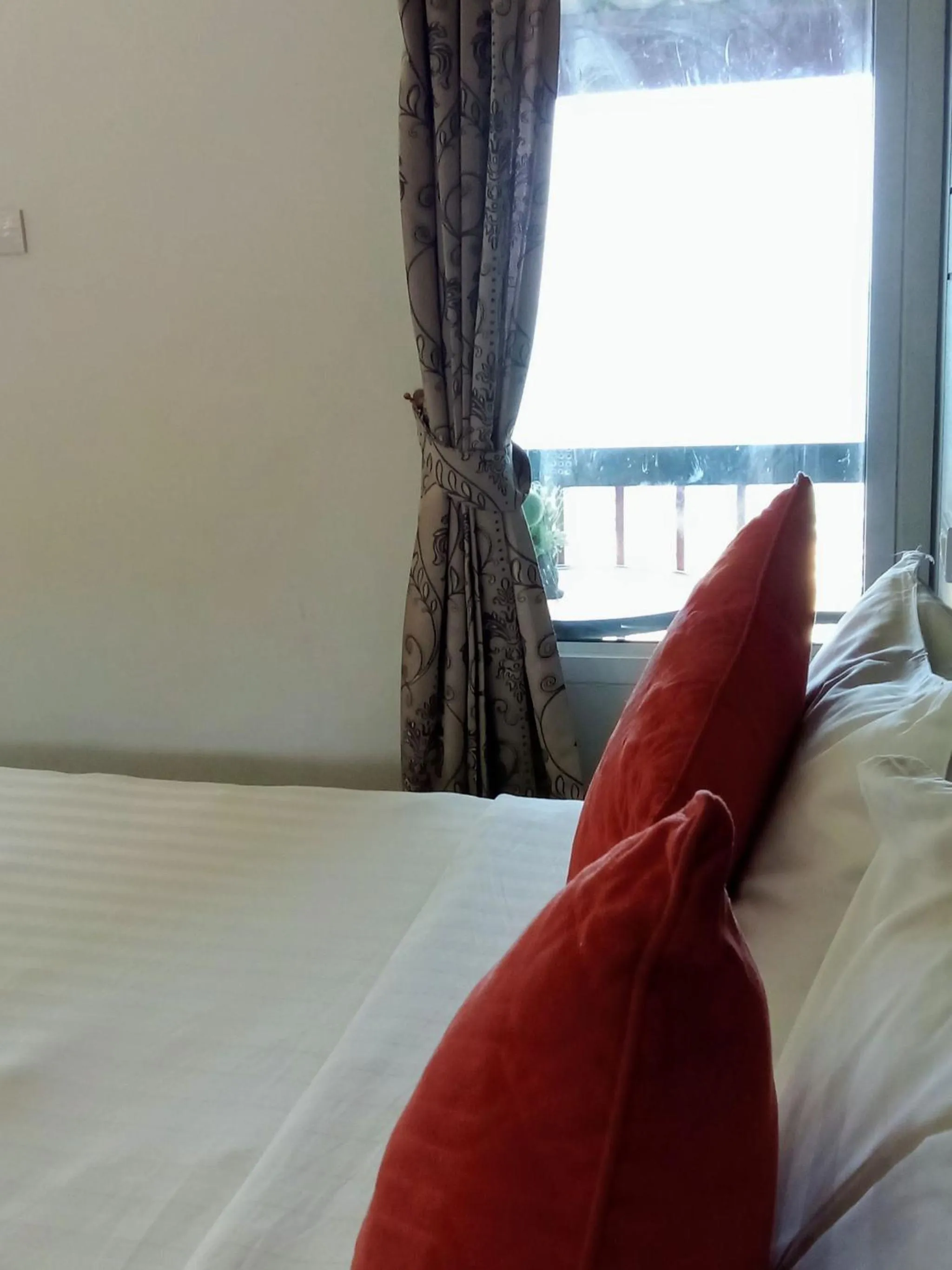 Bed in The Sea @ Lanta Hotel