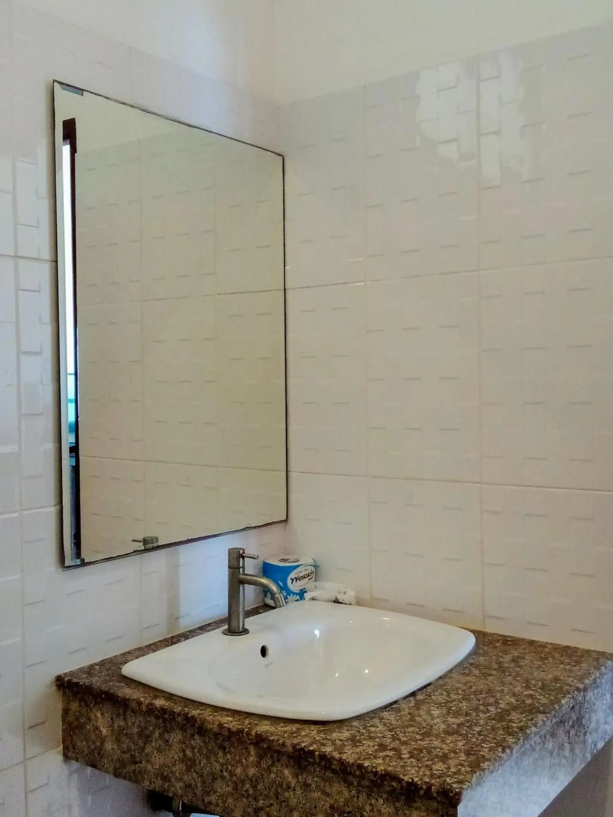 Bathroom in The Sea @ Lanta Hotel Bathroom in The Sea @ Lanta Hotel