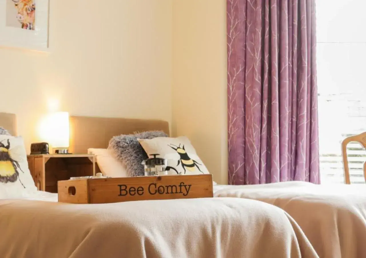 Deluxe Double or Twin Room in The Hive at 52 Deluxe Double or Twin Room in The Hive at 52