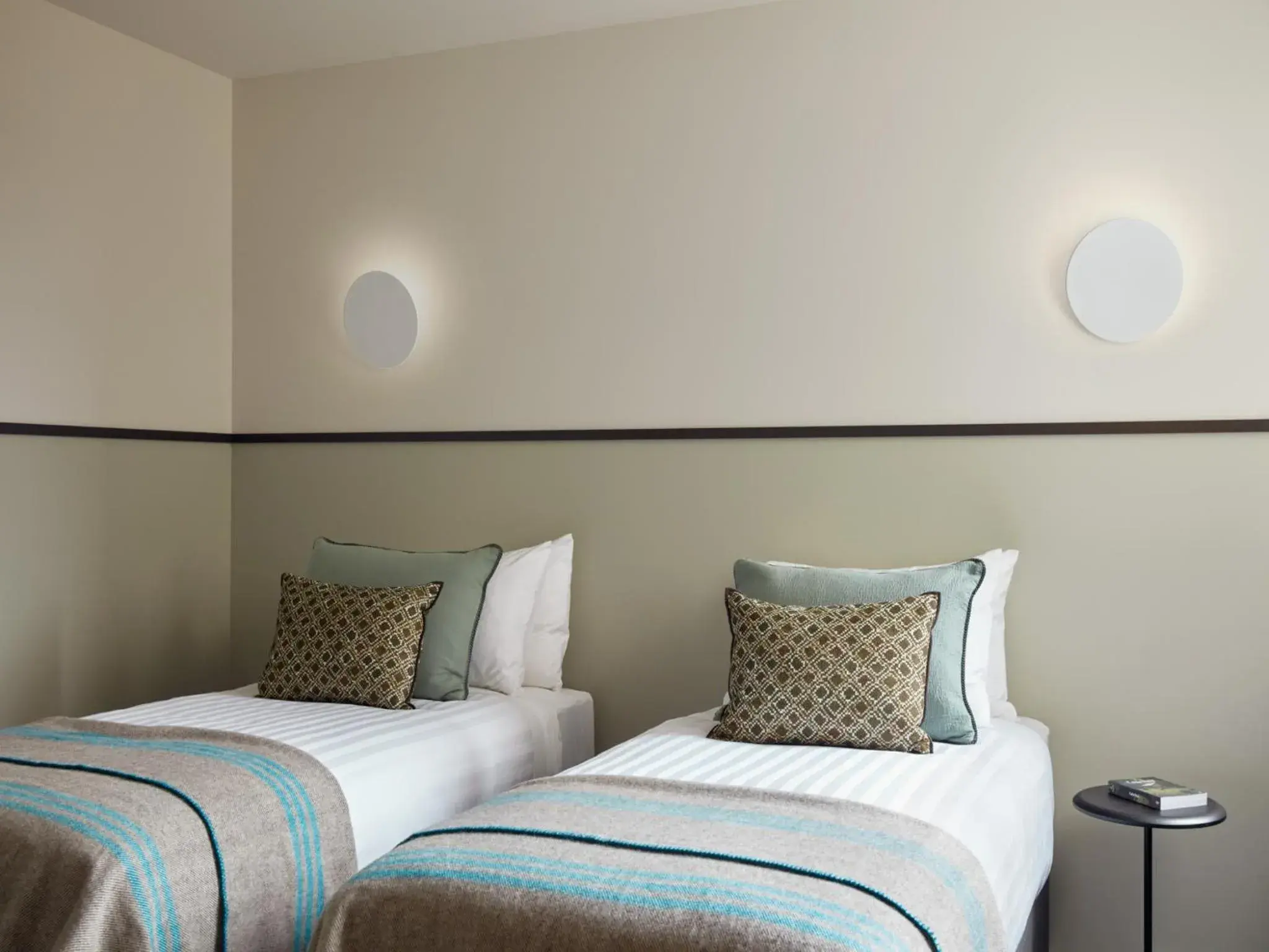 Bed in Carmel at Sorrento Bed in Carmel at Sorrento