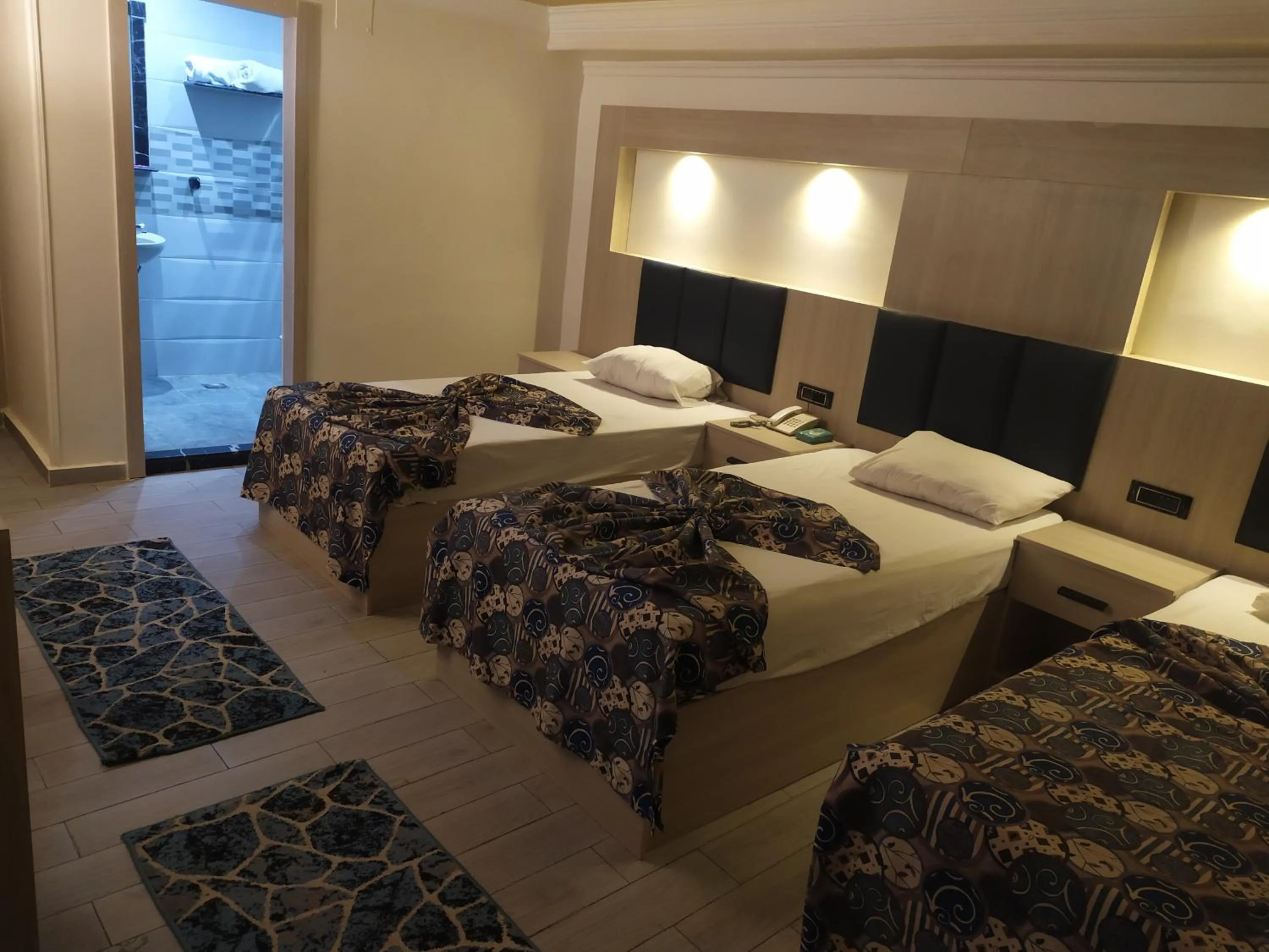 Bed in Havana Hotel Cairo