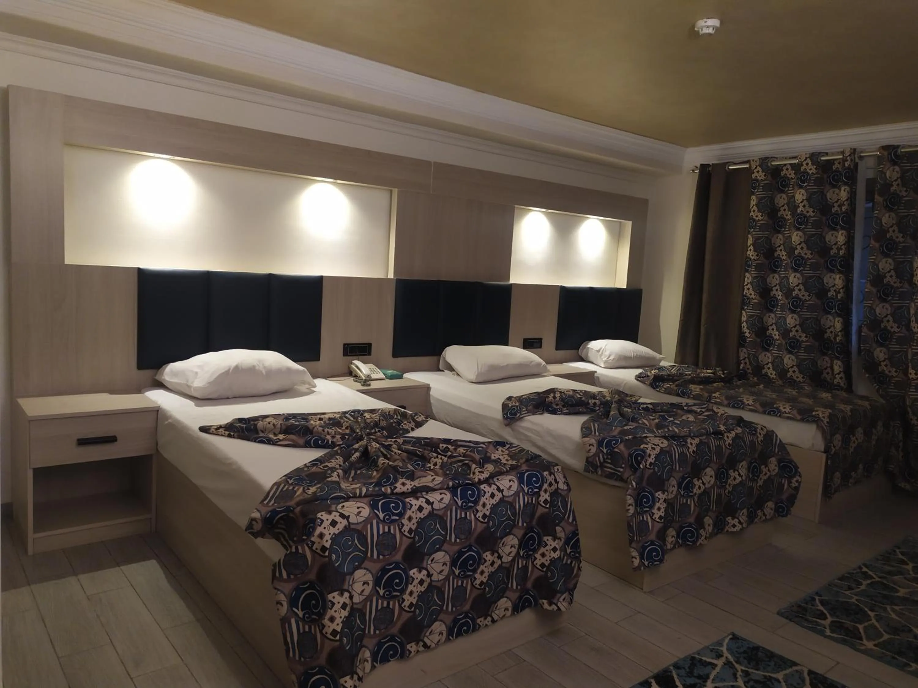 Bed in Havana Hotel Cairo