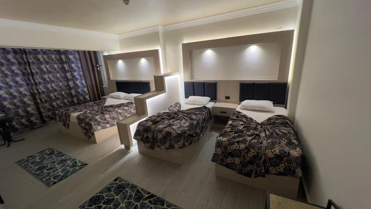 Bed in Havana Hotel Cairo