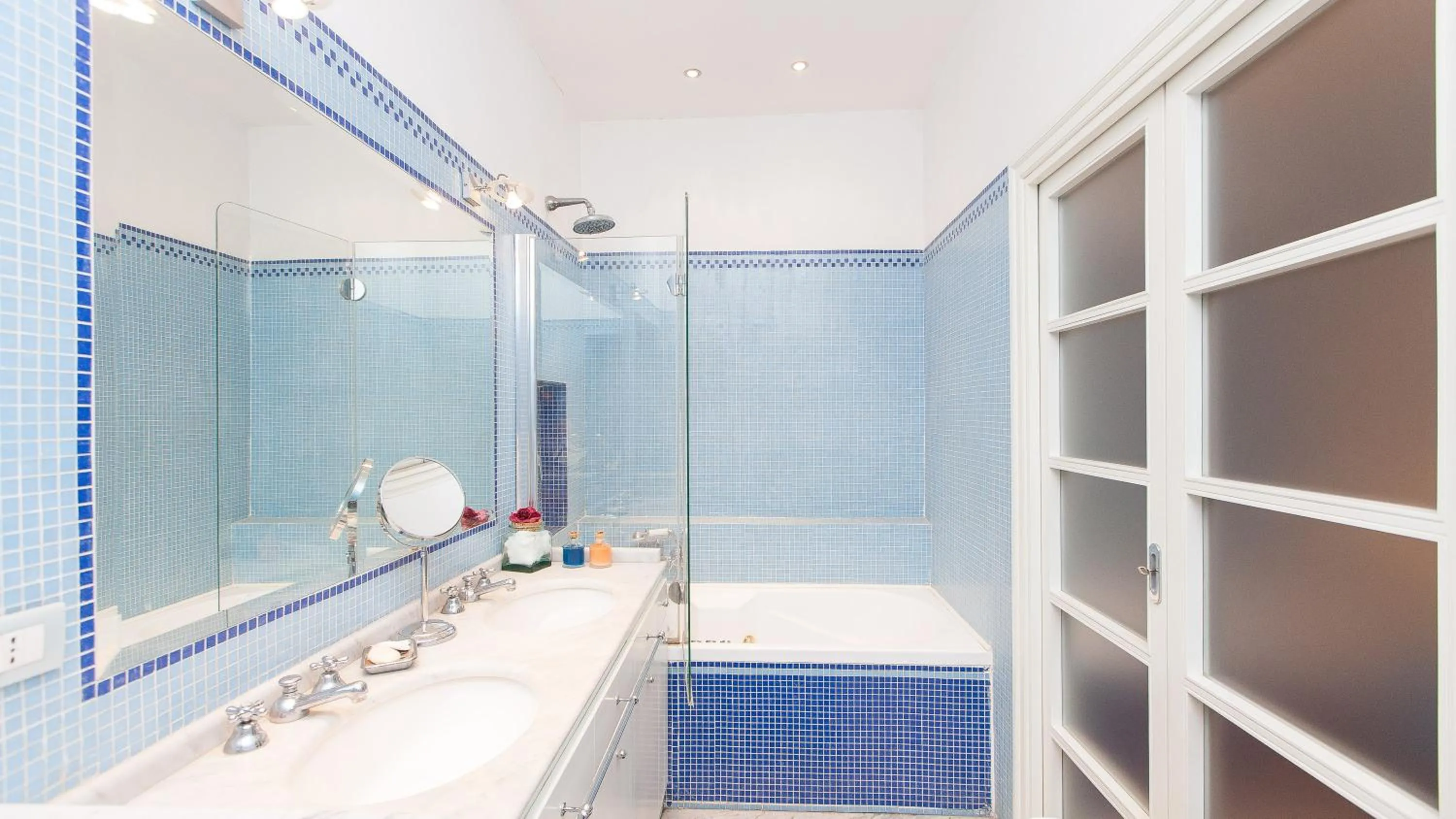 Bathroom in Rental in Rome Risorgimento view Aparment