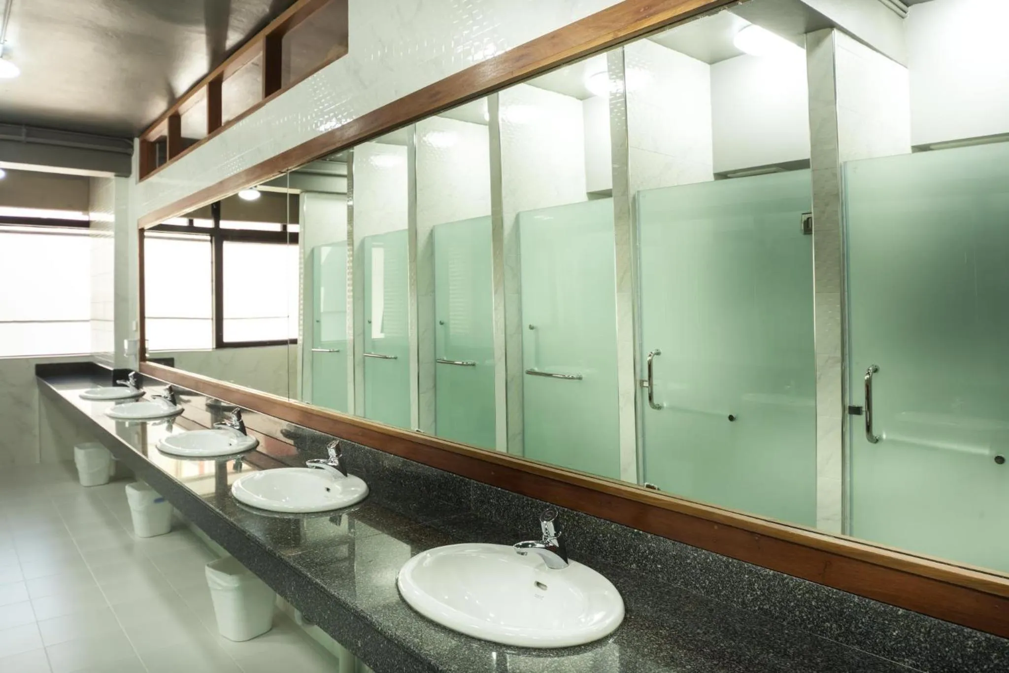 Bathroom in Metro Pratunam Boutique Hotel