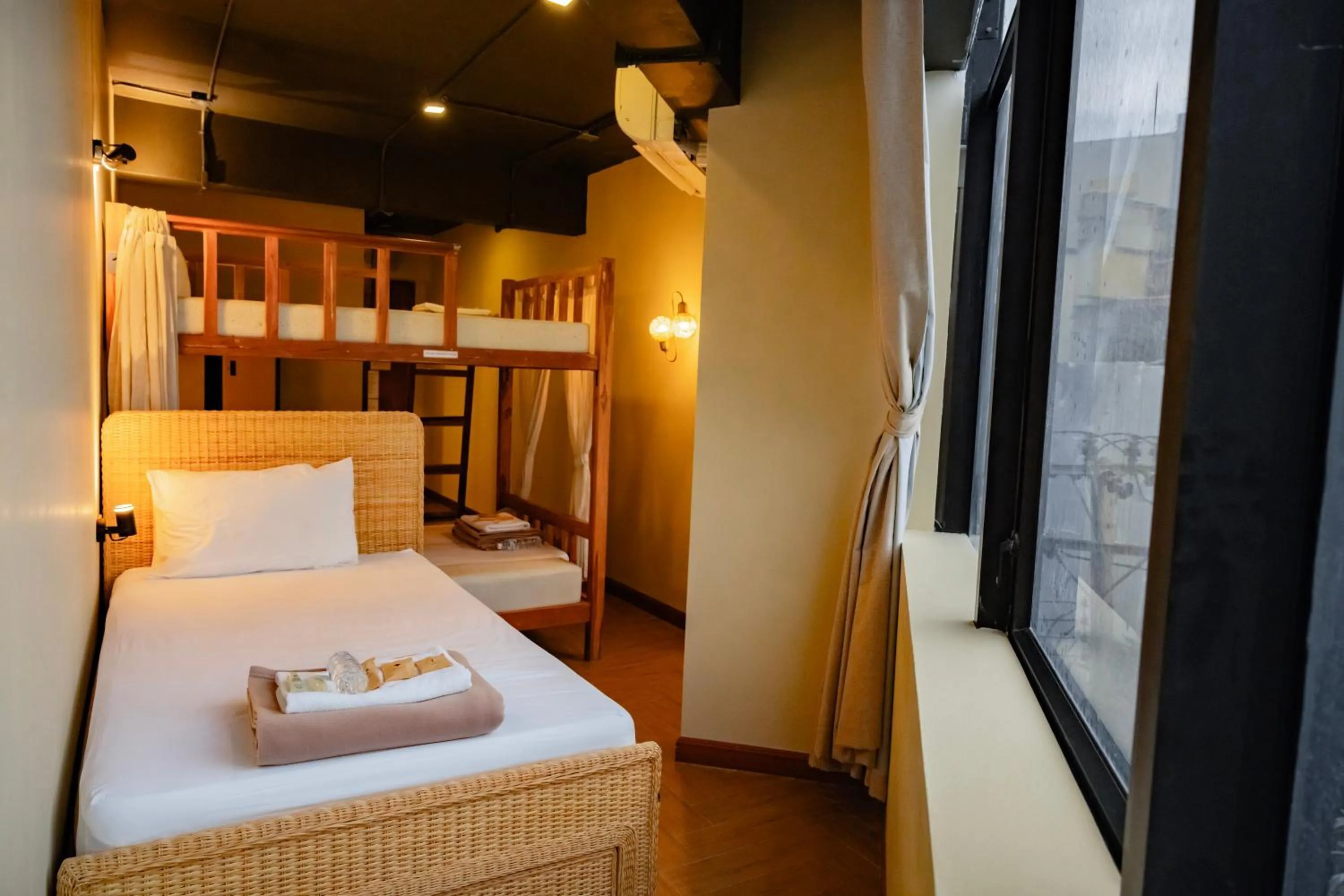 Bedroom, Bed in Metro Pratunam Boutique Hotel