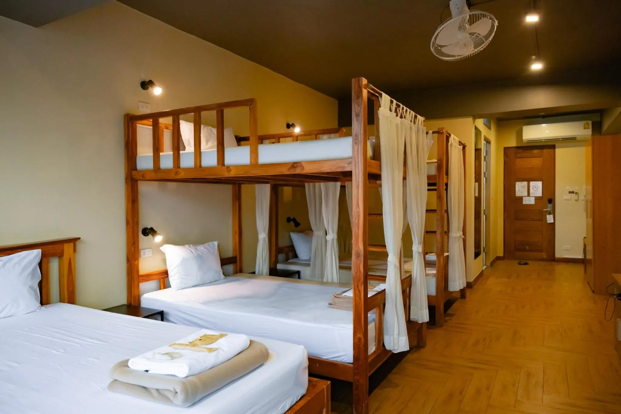 Bedroom, Bed in Metro Pratunam Boutique Hotel