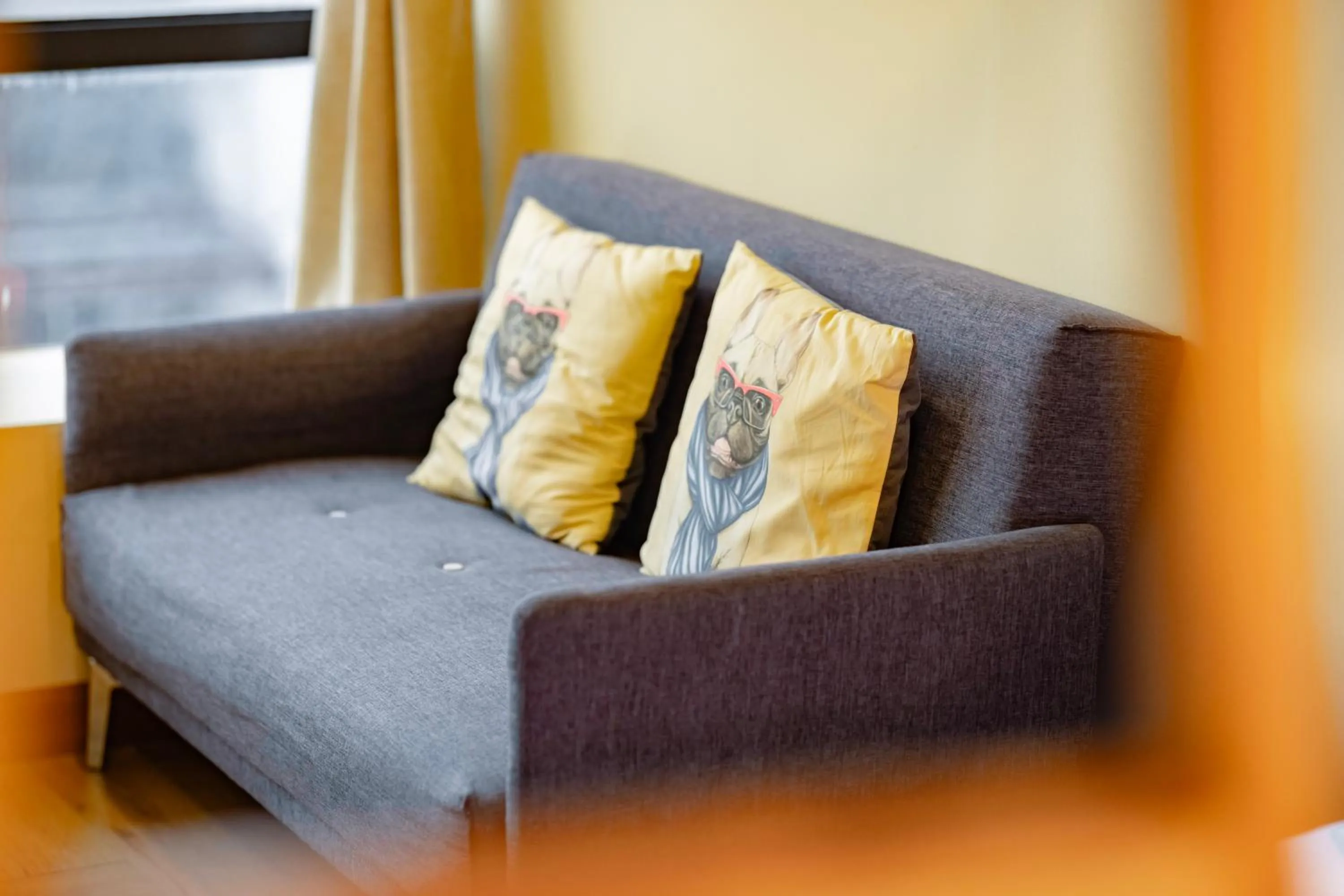 Seating area in Metro Pratunam Boutique Hotel