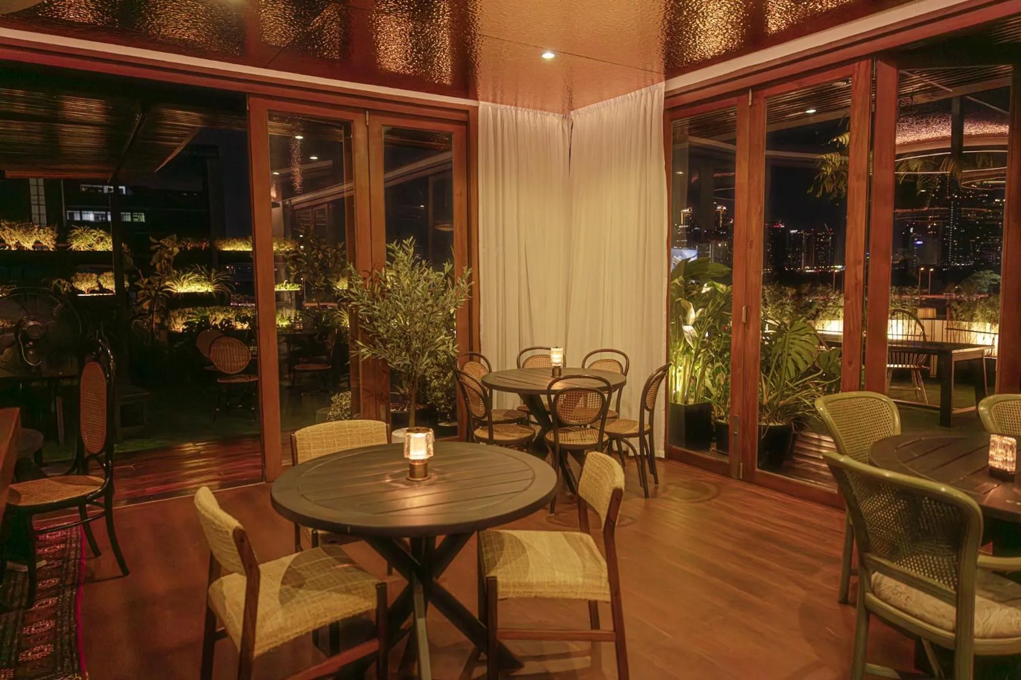 Metro Pratunam Boutique Hotel