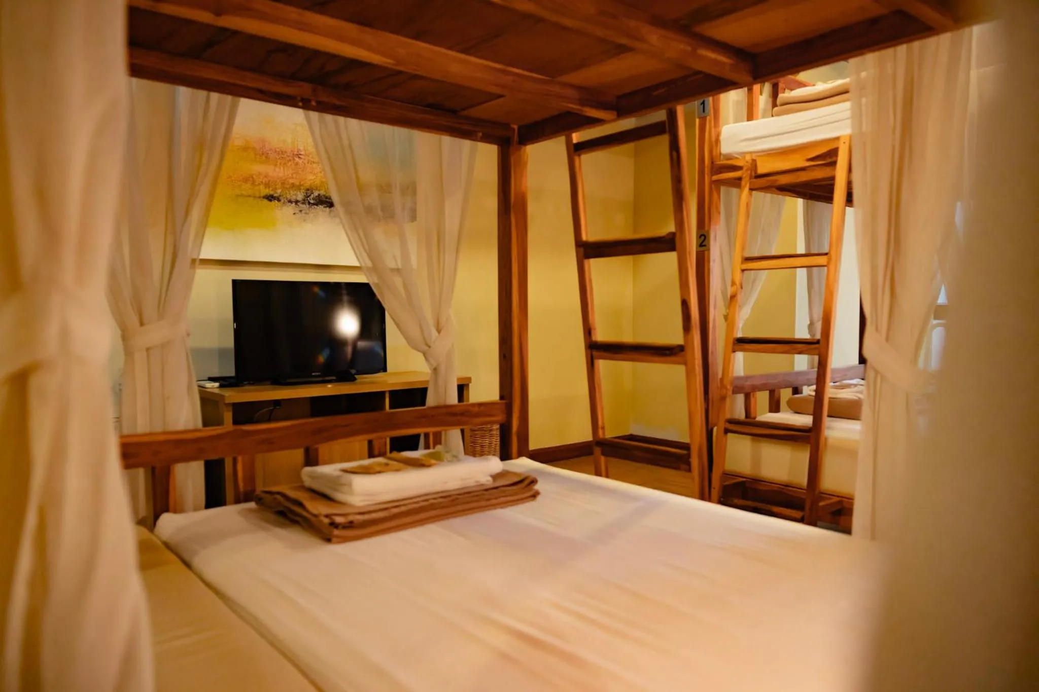 Bed in Metro Pratunam Boutique Hotel