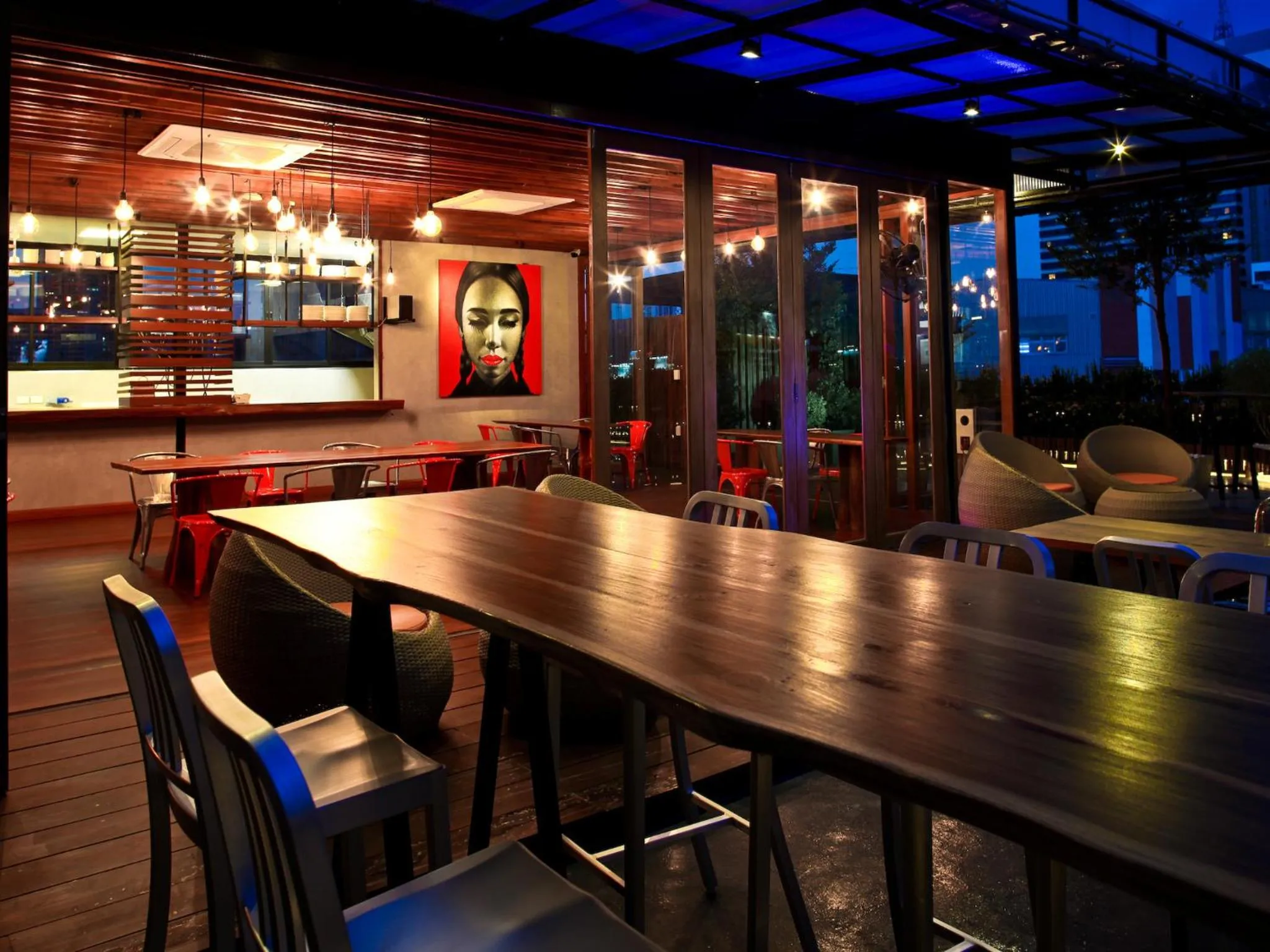 Lounge or bar in Metro Pratunam Boutique Hotel