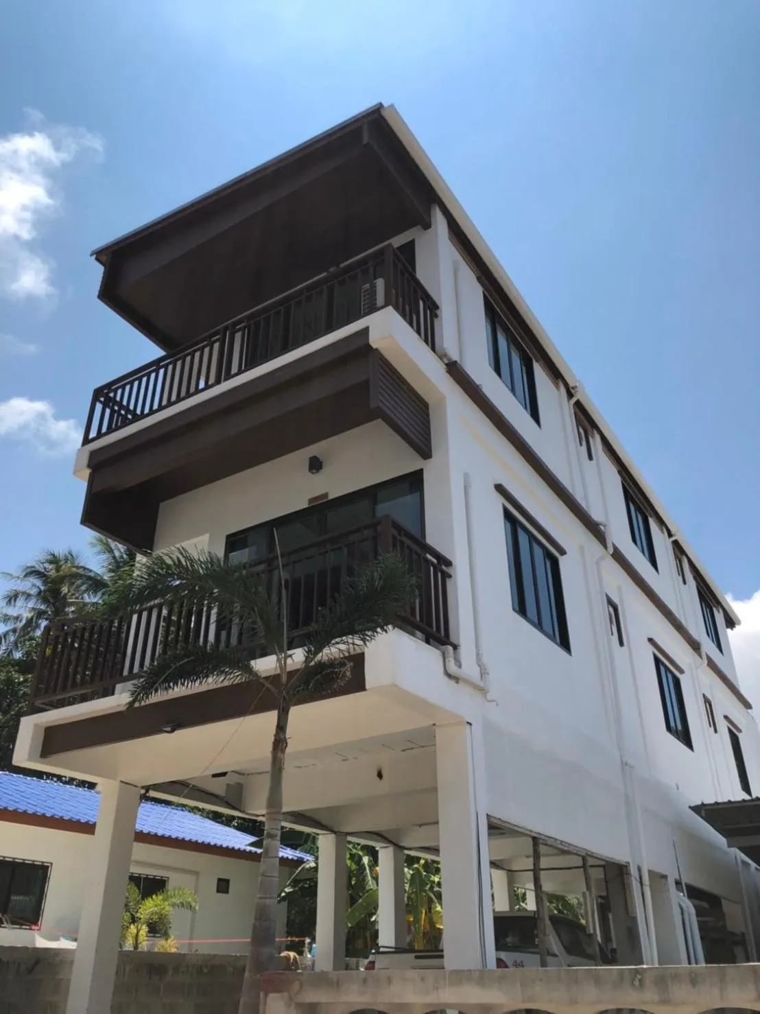 Property building in Pranee Amata