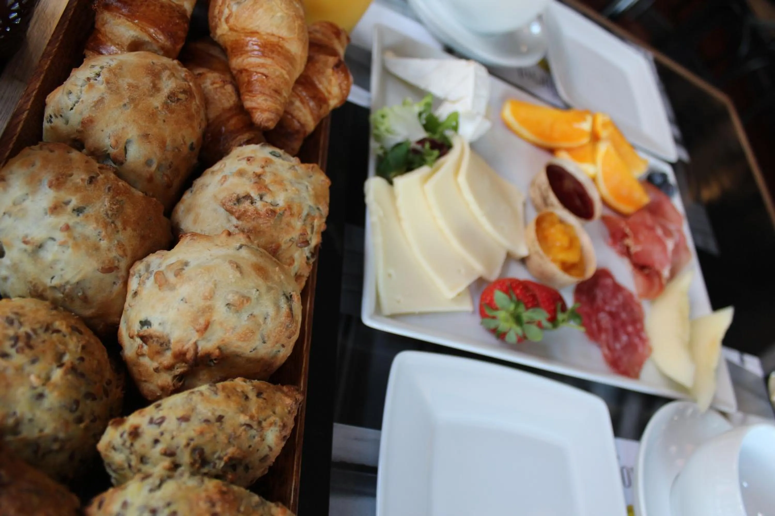 Continental breakfast in Hotel På Torvet