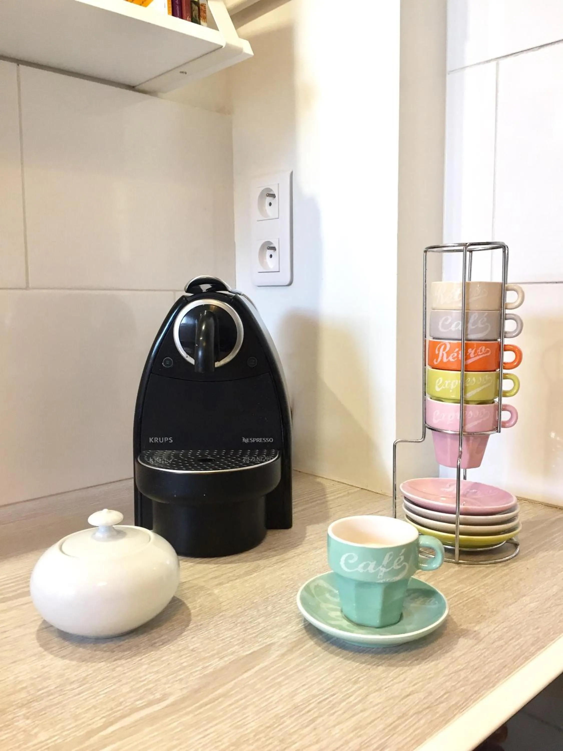 Coffee/tea facilities in Les Remparts Antibes Location