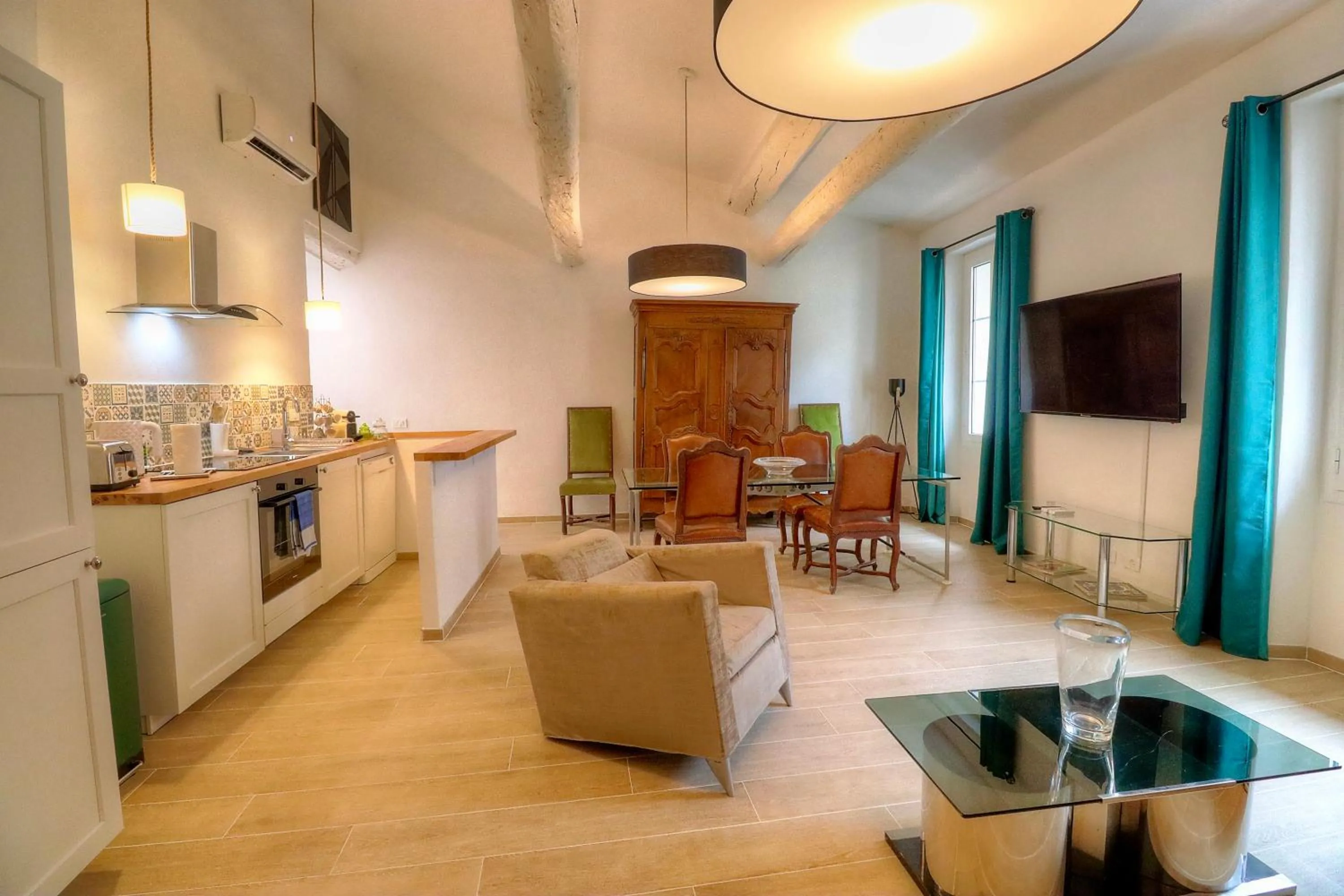 kitchen in Les Remparts Antibes Location