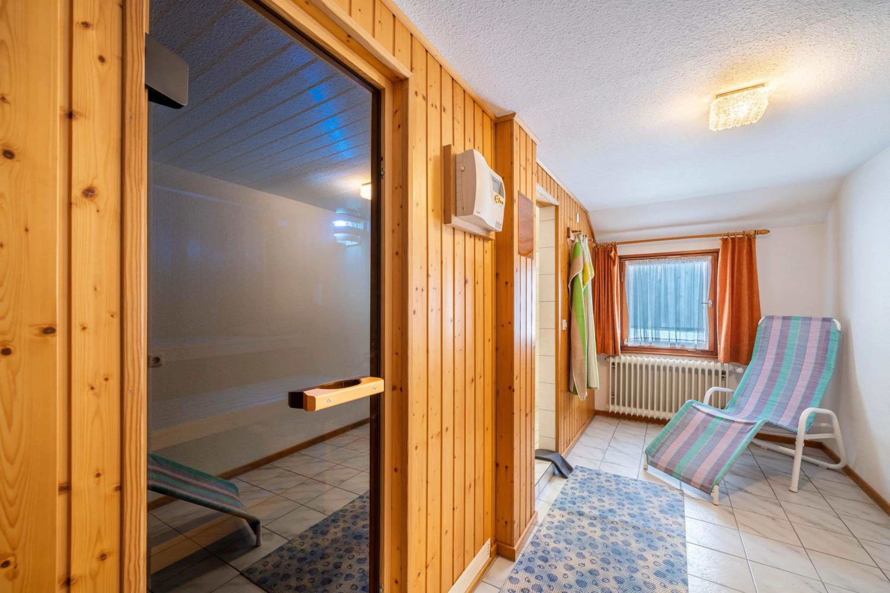 Living room, Bed in Haus Schöneck